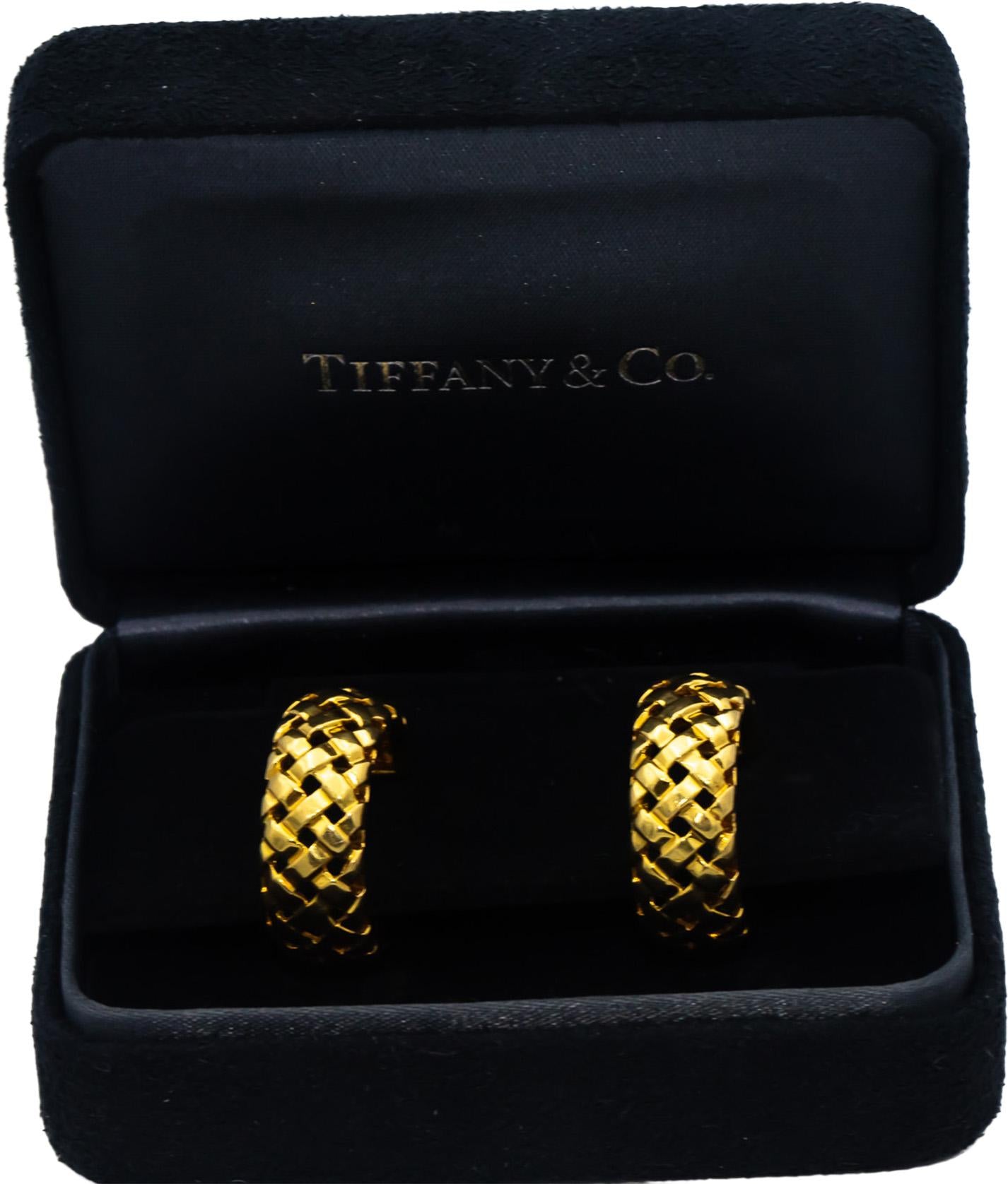 TIFFANY & CO. Vintage 18k Yellow Gold Vannerie Basket Weave Hoop Earrings w/ Box