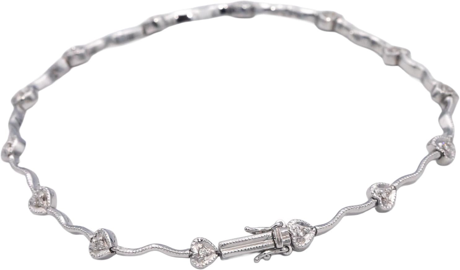 18k White Gold 0.12CT Round Cut Diamond Heart Tennis Bracelet