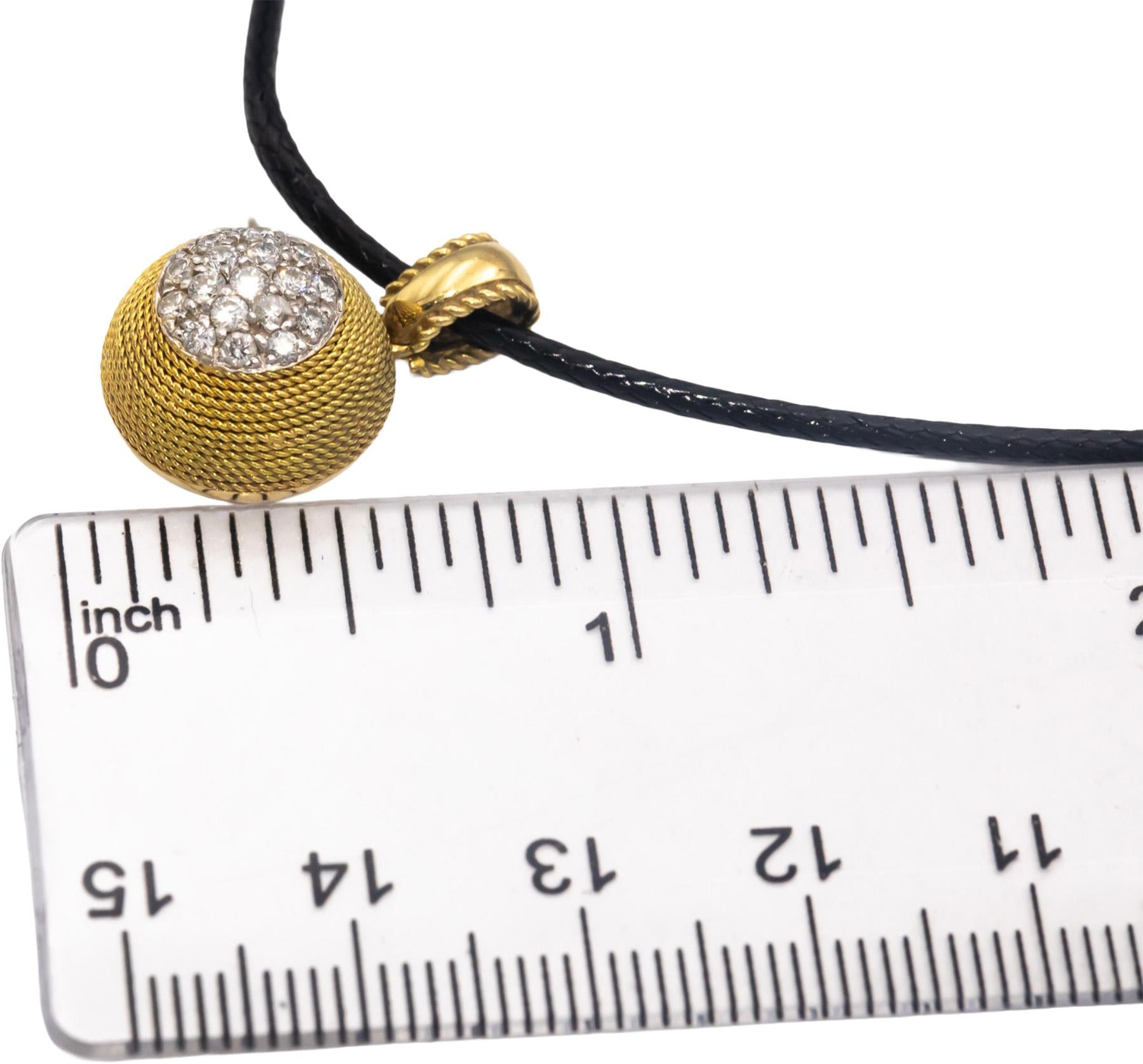 Diamond 18k Yellow Gold Jewelry VS Round Cut Cluster Pendant Necklace 0.25CT