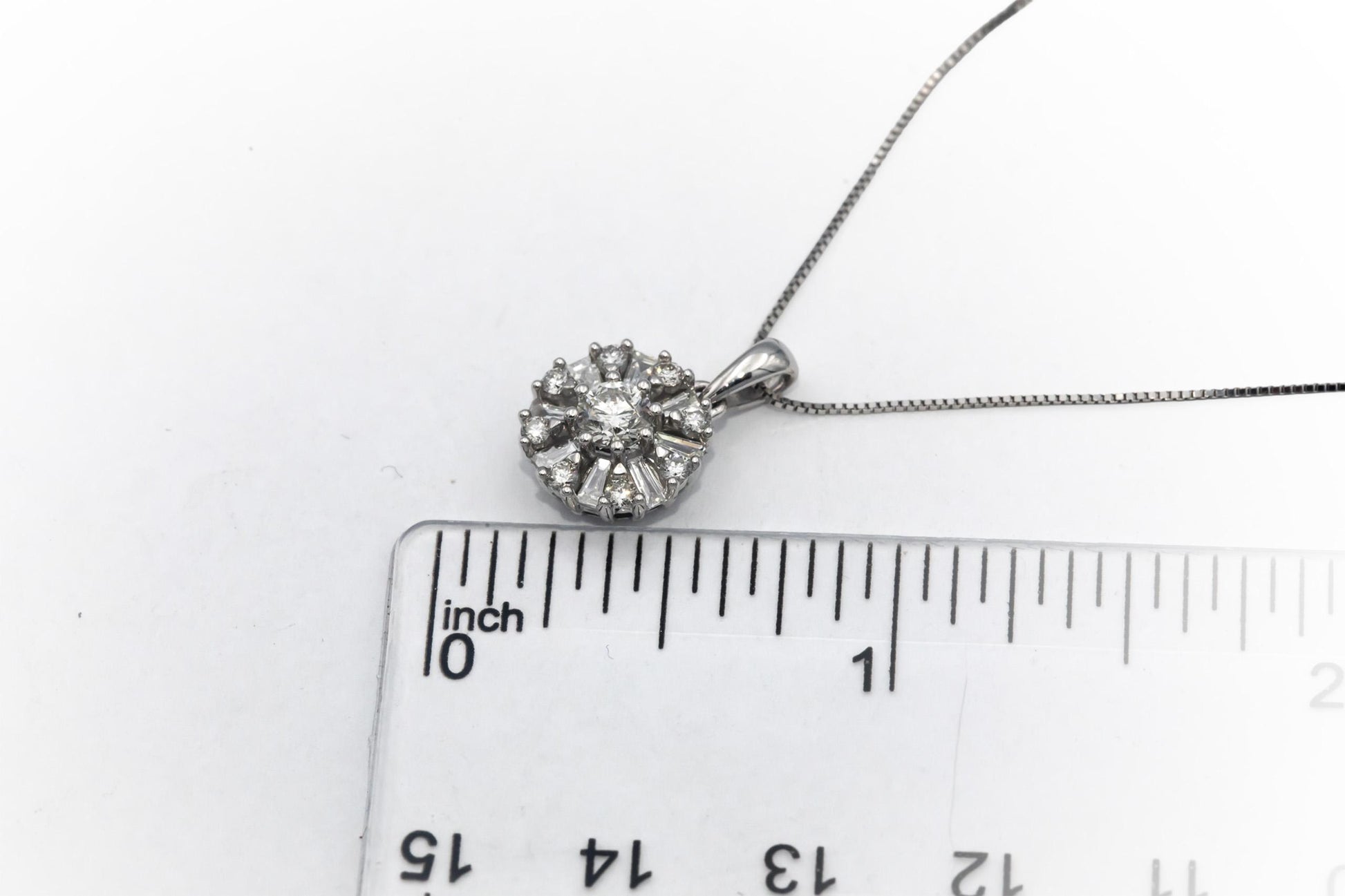 10k White Gold Round & Baguette Cut Diamond Cluster Pendant Necklace 0.75CT