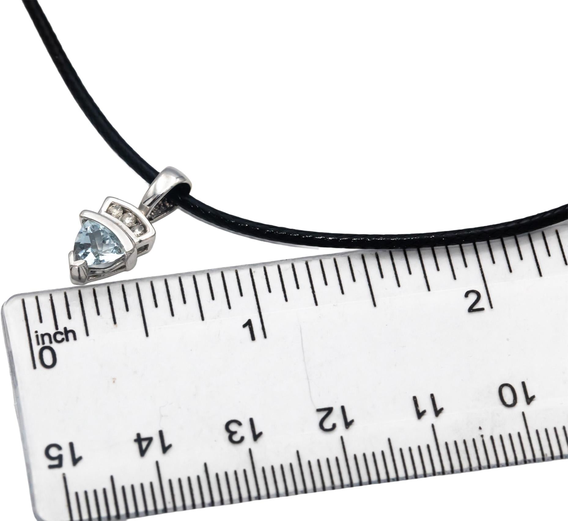 10k White Gold Trillion Cut Aquamarine Round Diamond Pendant Necklace 0.53CTW