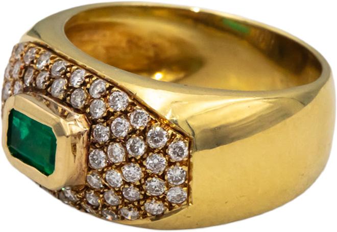 18k Yellow Gold VS Diamond and Emerald Cluster Cocktail Ring 1.25CTW Size 7
