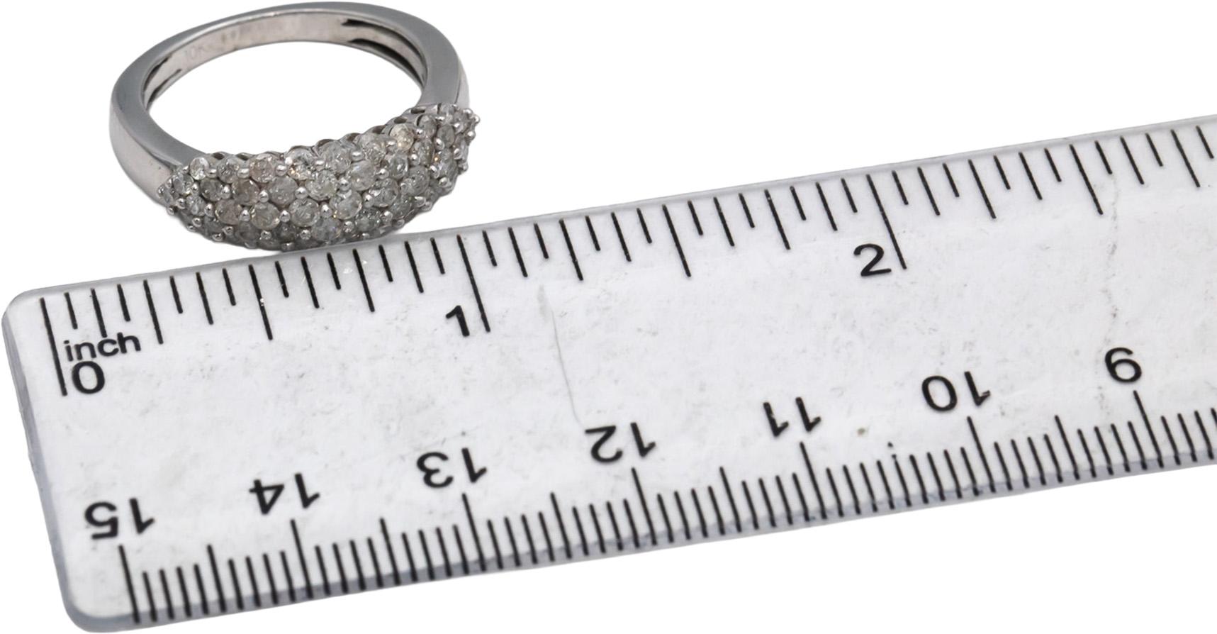 10k White Gold Round Diamond Cluster Band Ring 0.75CT Size 7