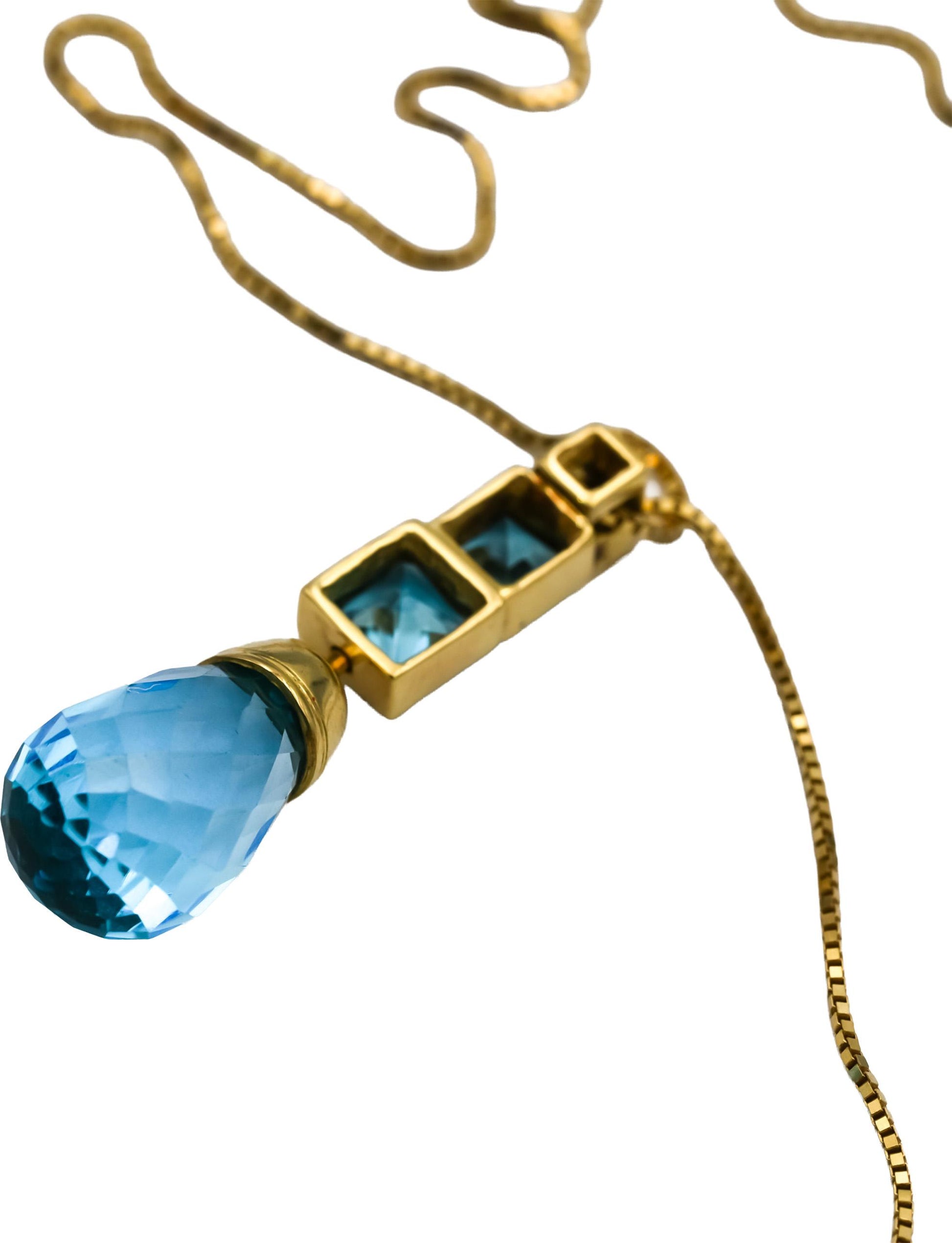 18k Yellow Gold Blue Topaz Pendant Necklace w/ Diamond Accent