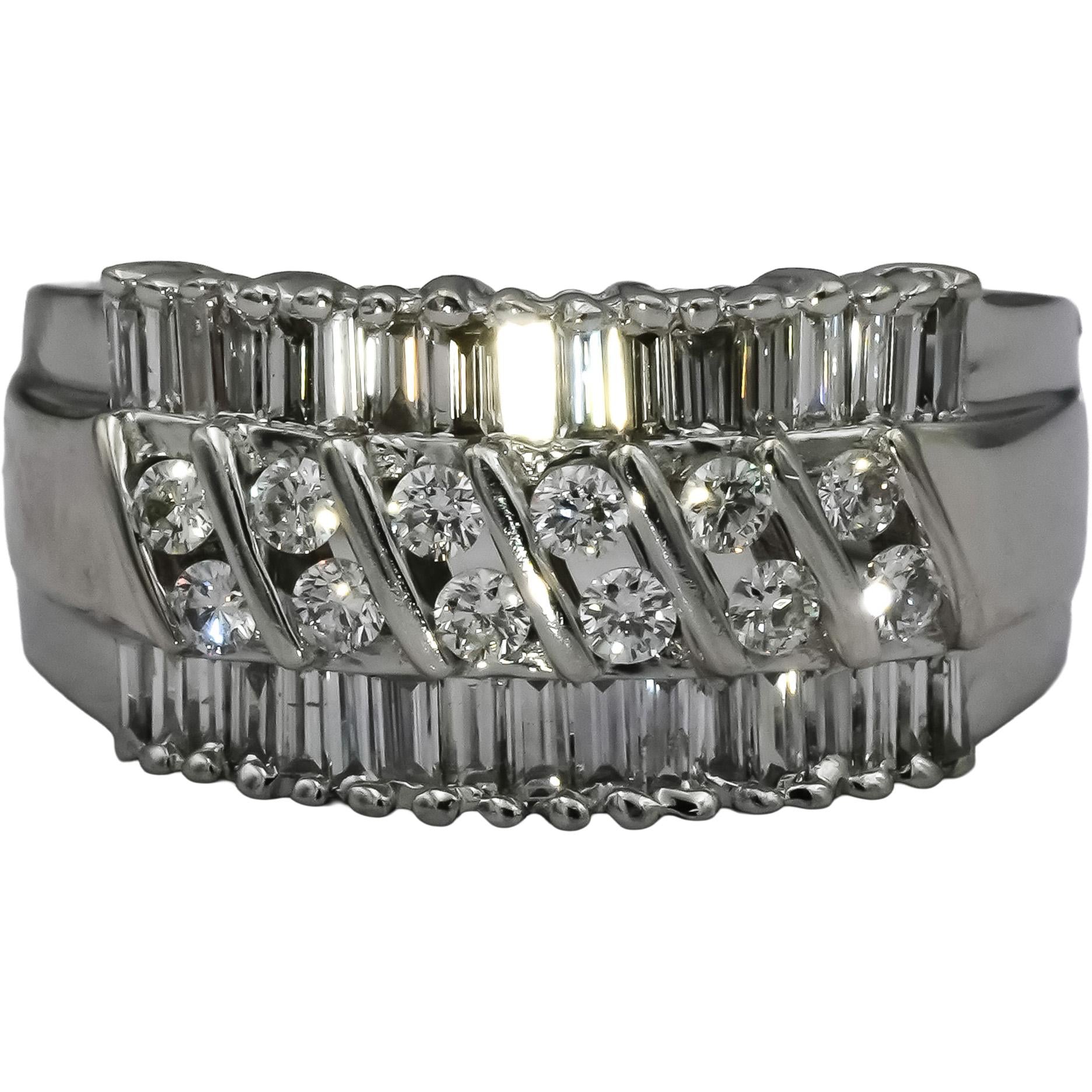 14k White Gold VS Round and Baguette Cut Diamond Band Ring 1.50CT Size 7