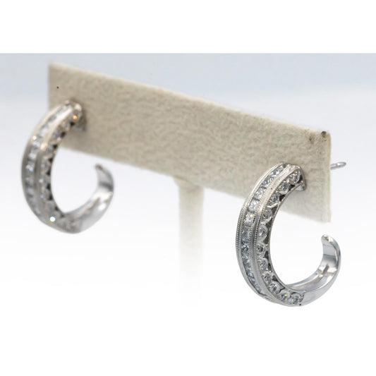 14k White Gold 2.0CT VS Diamond Curved Stud Earrings