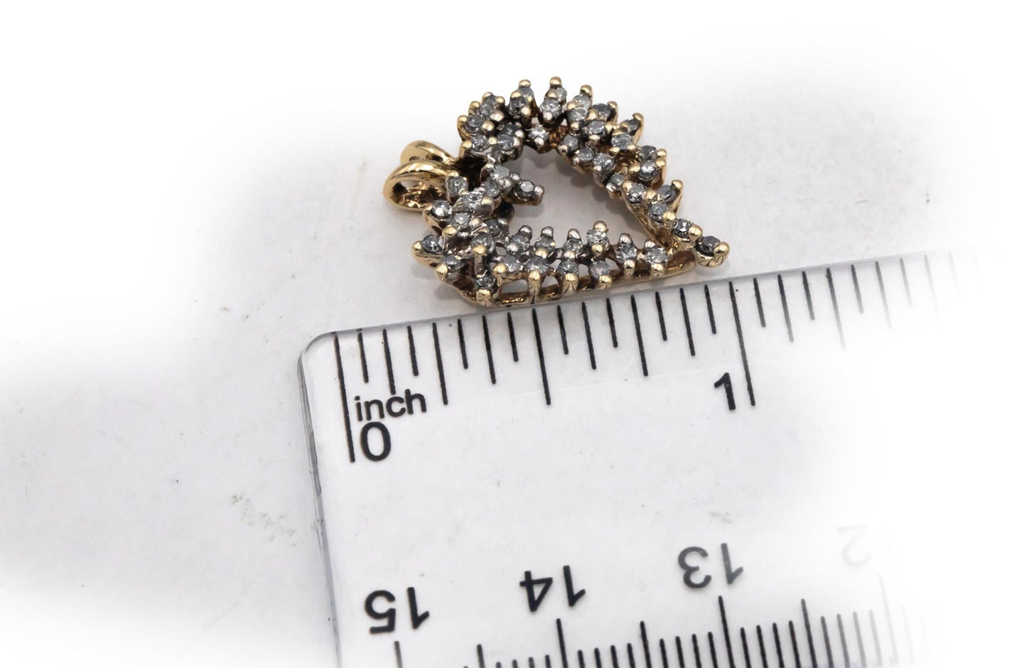 10k Yellow Gold 0.25CT Diamond Cluster Heart Pendant