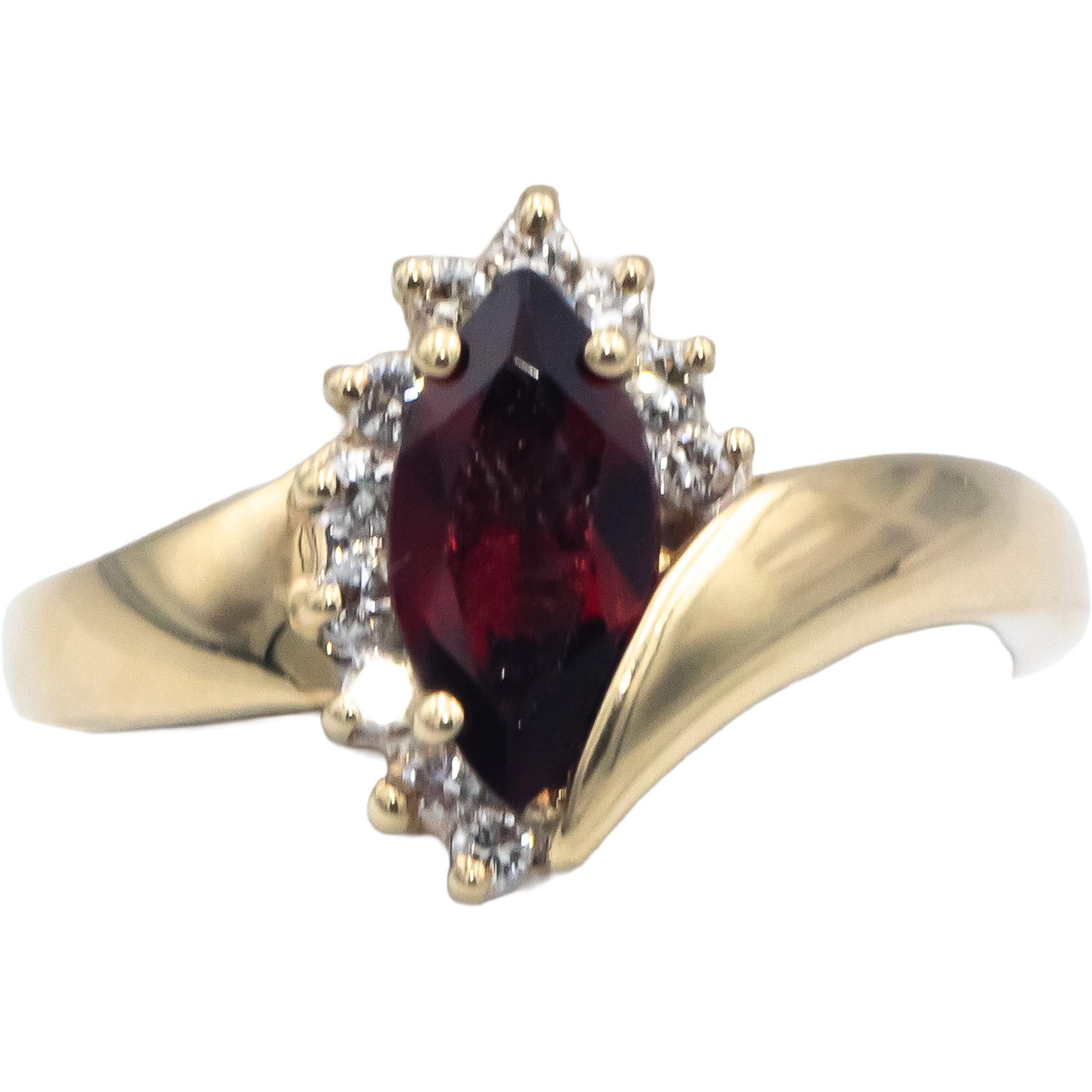 14k Yellow Gold 0.22CT Marquise Garnet and Round Diamond Cocktail Ring Size 7