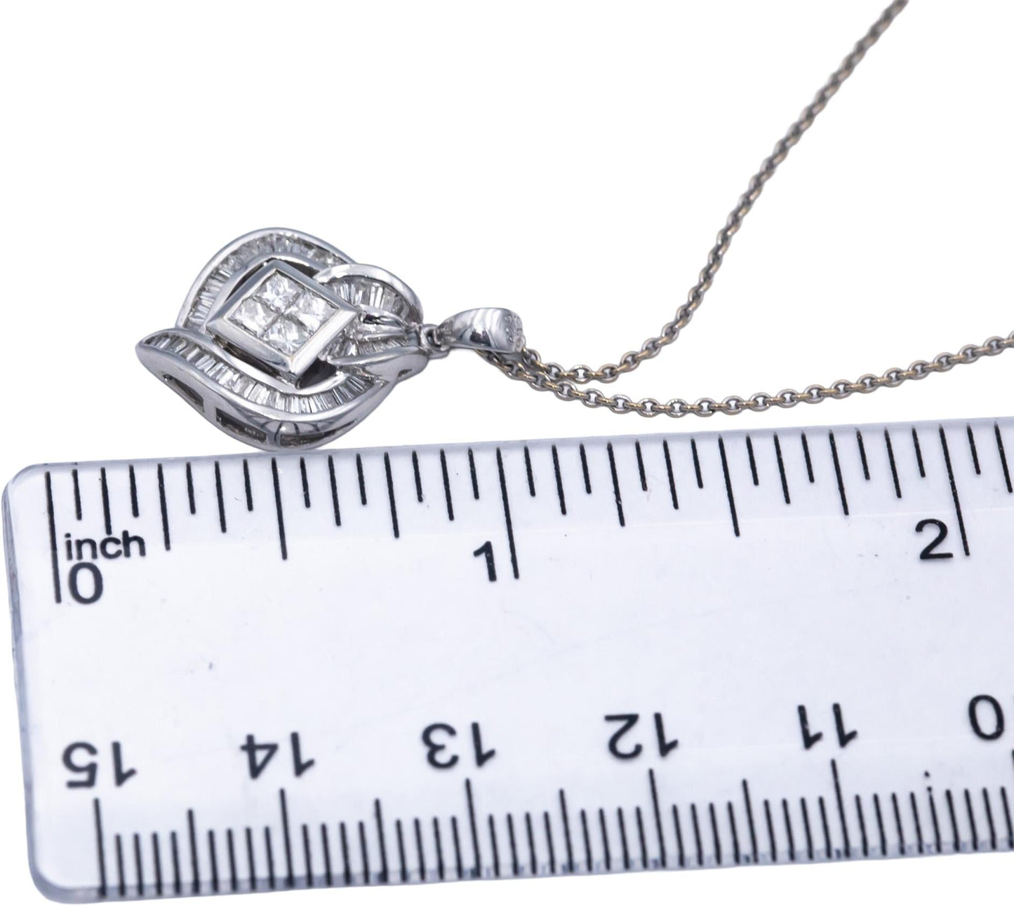 18k White Gold 0.64CT VS Princess & Baguette Cut Diamond Pendant Necklace