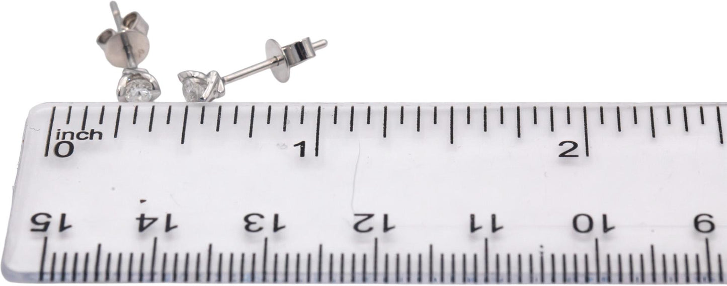 18k White Gold Round Diamond Stud Earrings 0.21CT