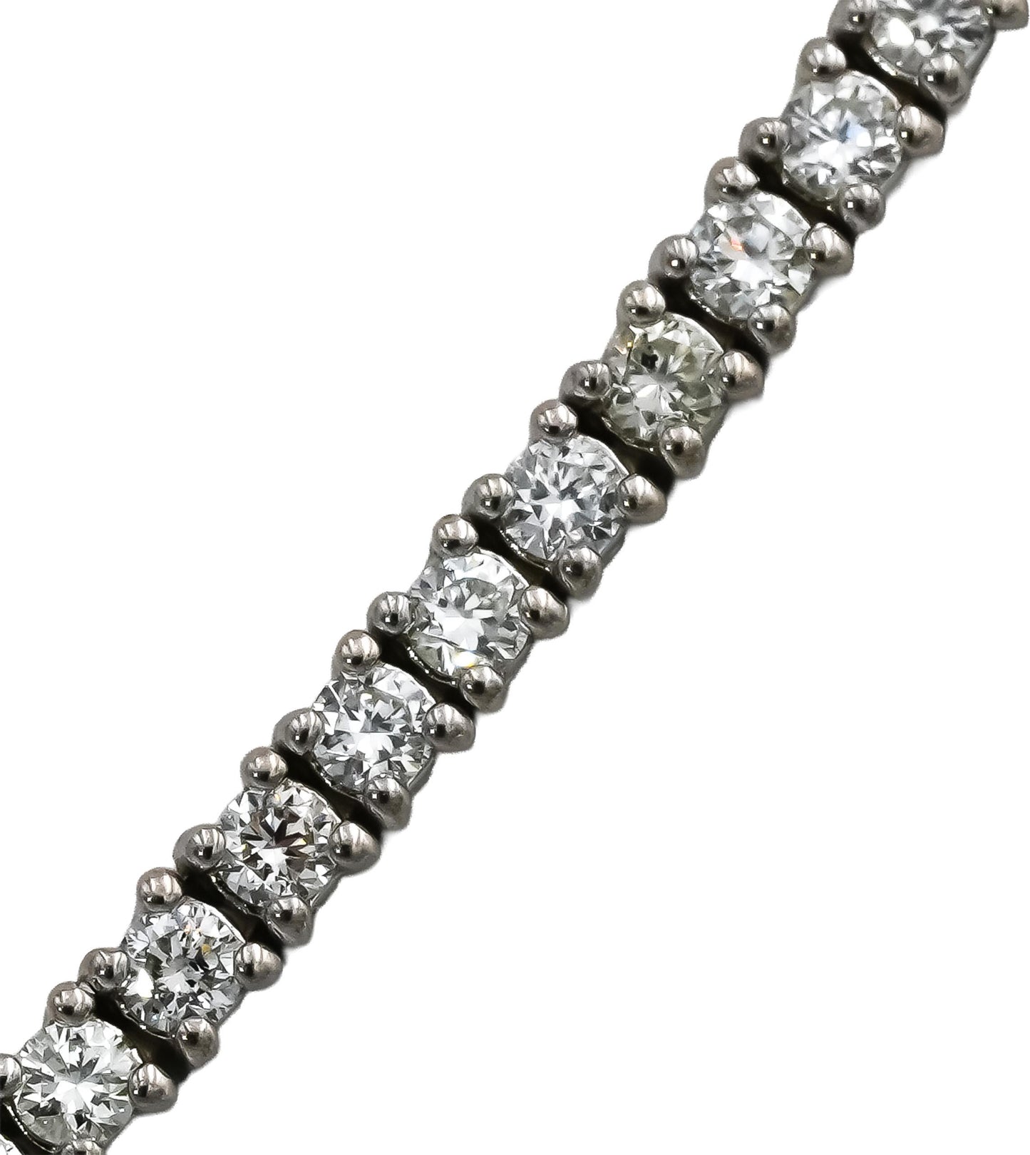 14k White Gold VS Round Diamond Tennis Necklace 3.55CT