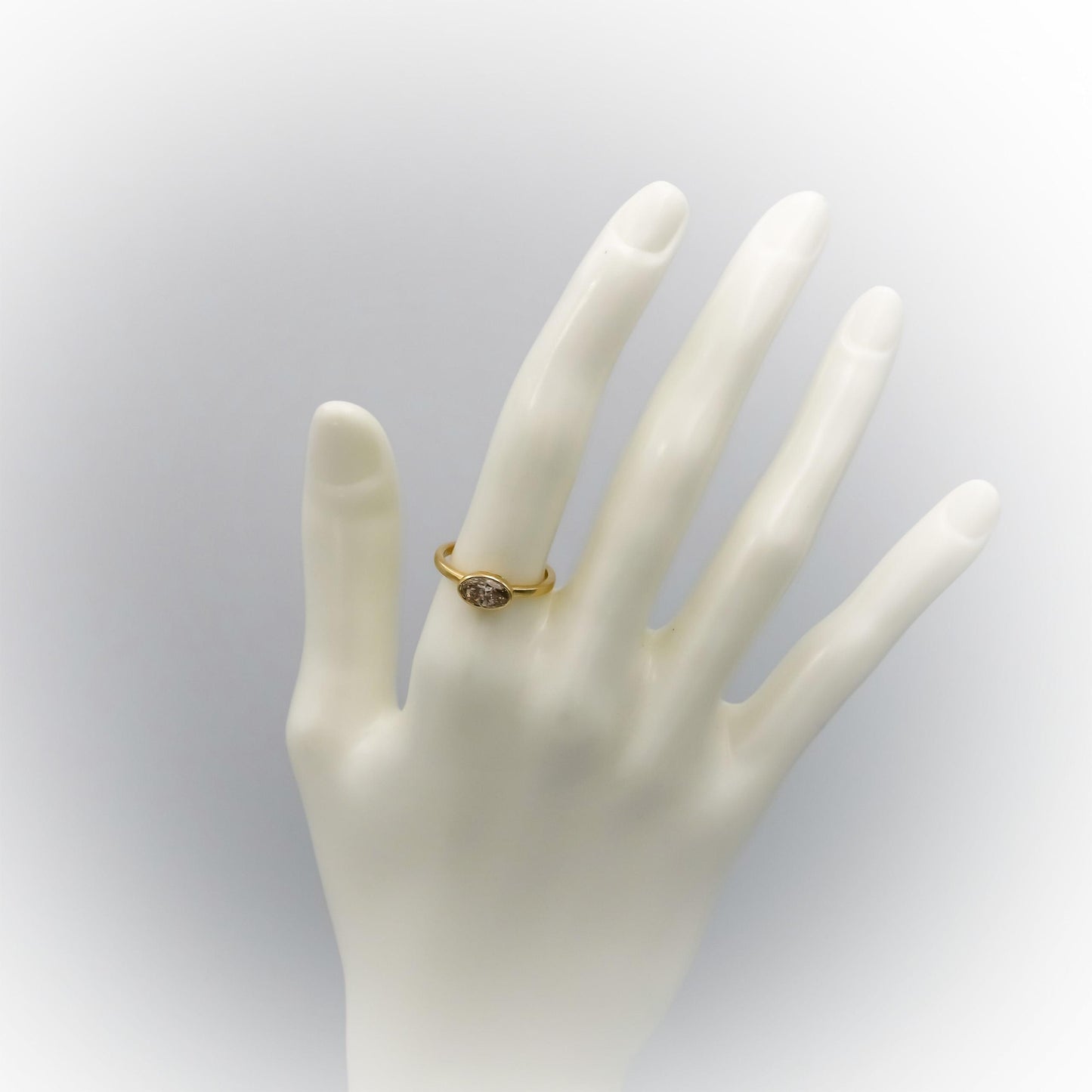 14k Yellow Gold VS Fancy Color Oval Cut Diamond Solitaire Ring 1.0CT Size 6.5