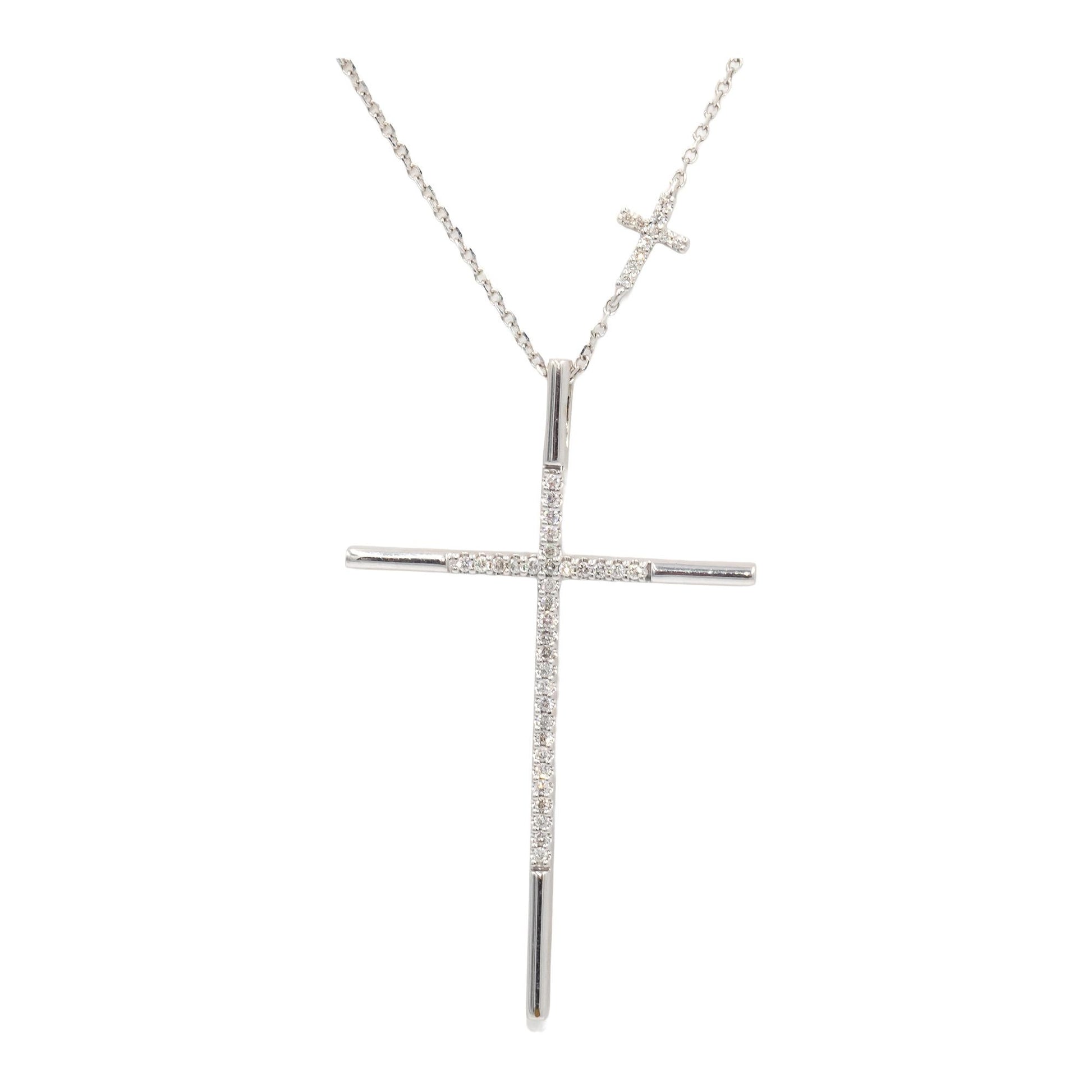 VERA WANG LOVE 10k White Gold 0.25CT Diamond Cross Crucifix Pendant Necklace