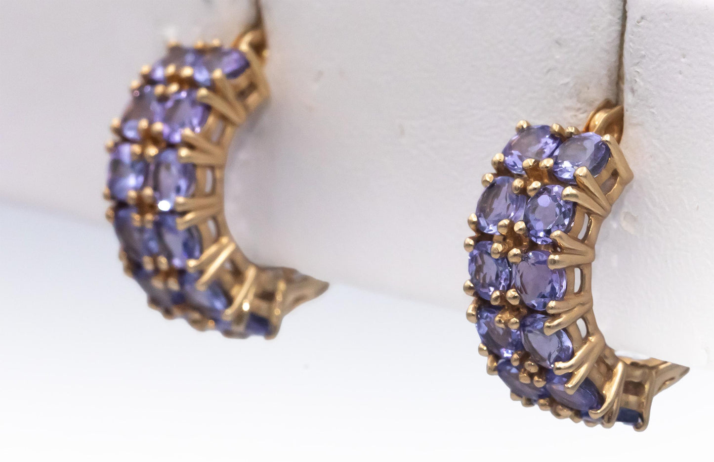 10k Yellow Gold 2.50CT Round Cut Tanzanite Huggie Earrings