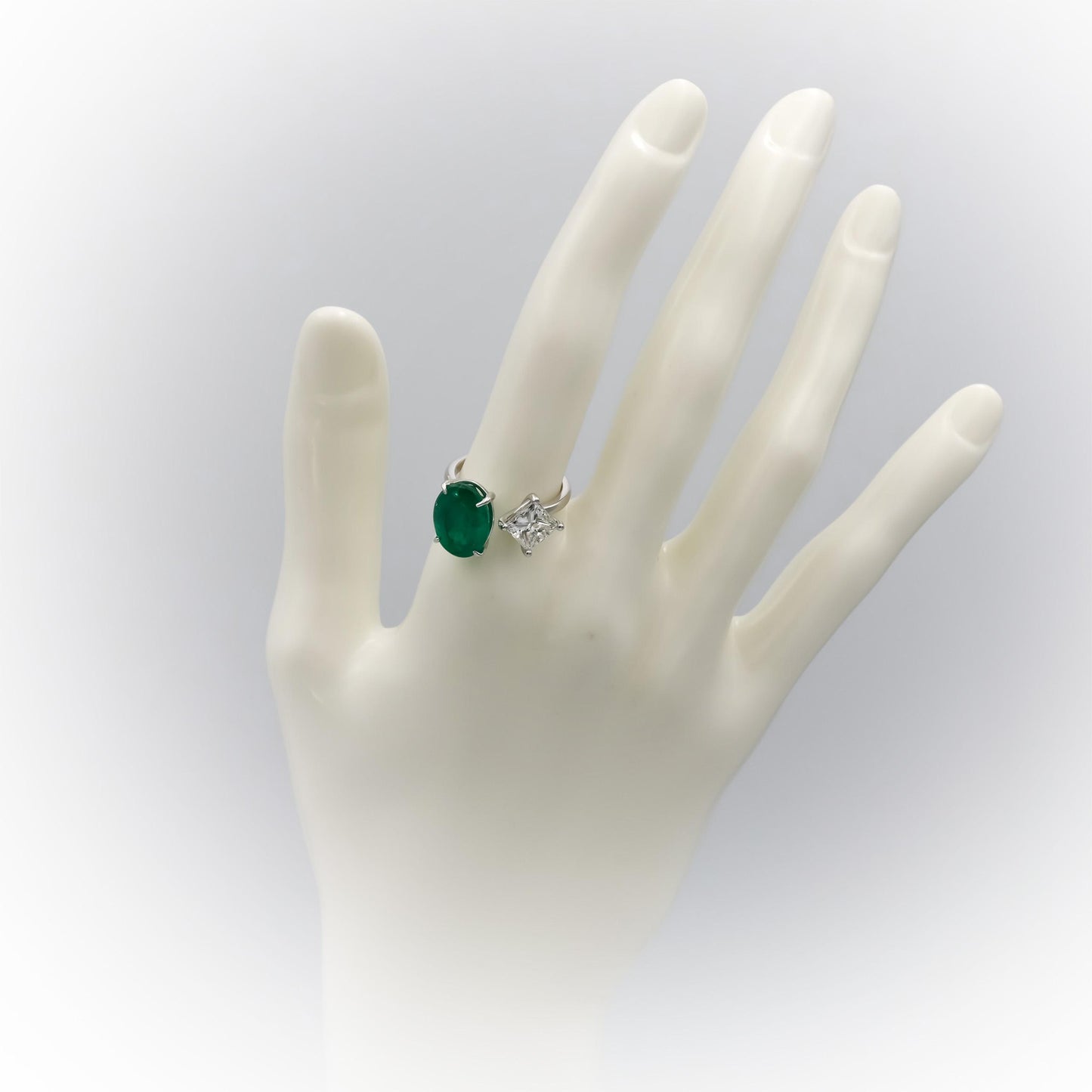 GIA Certified 14k White Gold VS2/G Princess Diamond and Emerald Ring 6.28CT