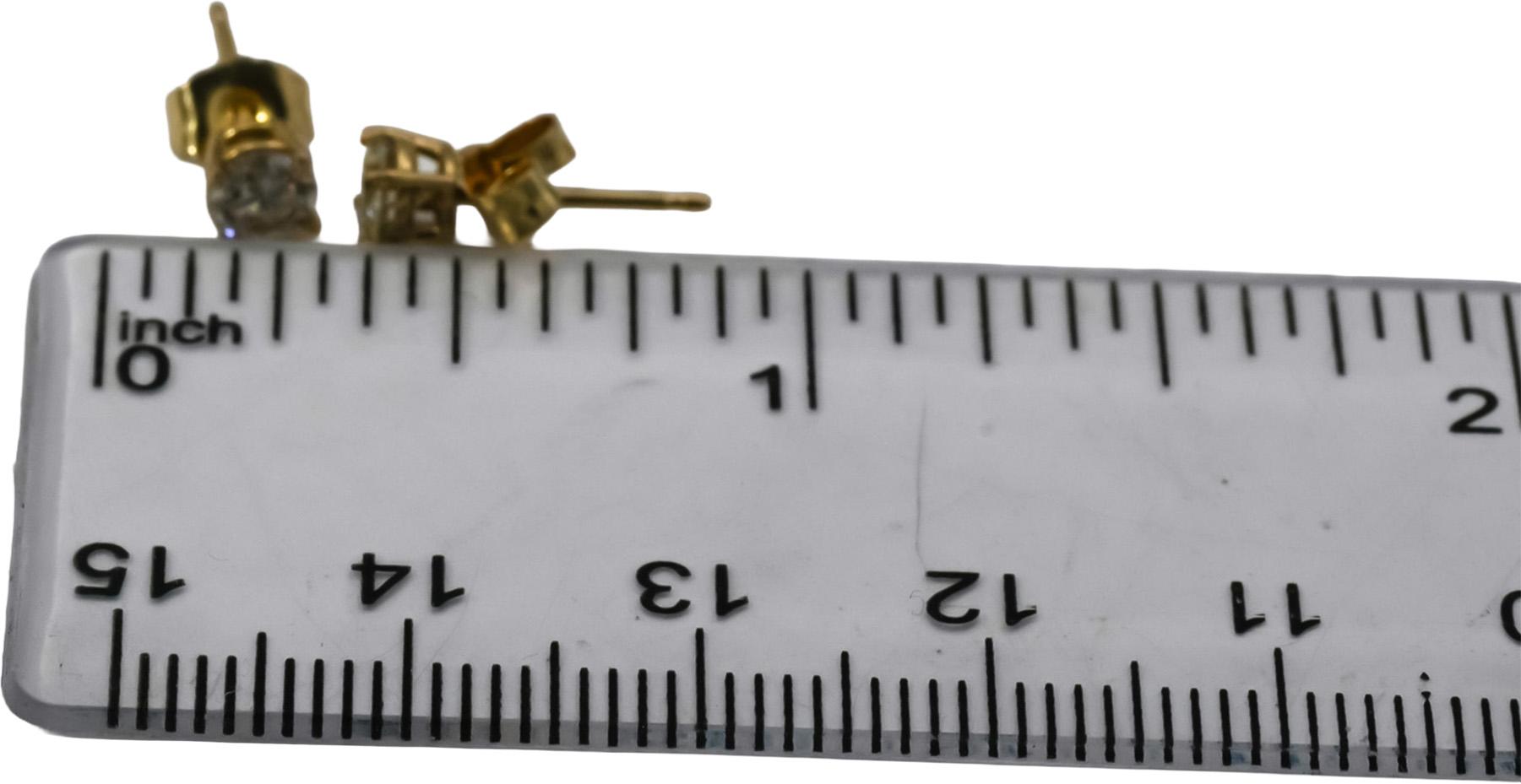 14k Yellow Gold Round Diamond Stud Earrings 0.52CT