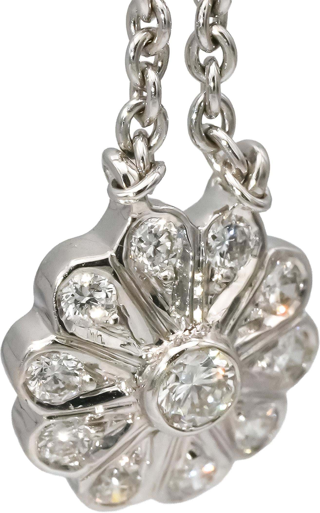 18k White Gold VS Round Diamond Flower Drop Dangle Earrings 0.95CT