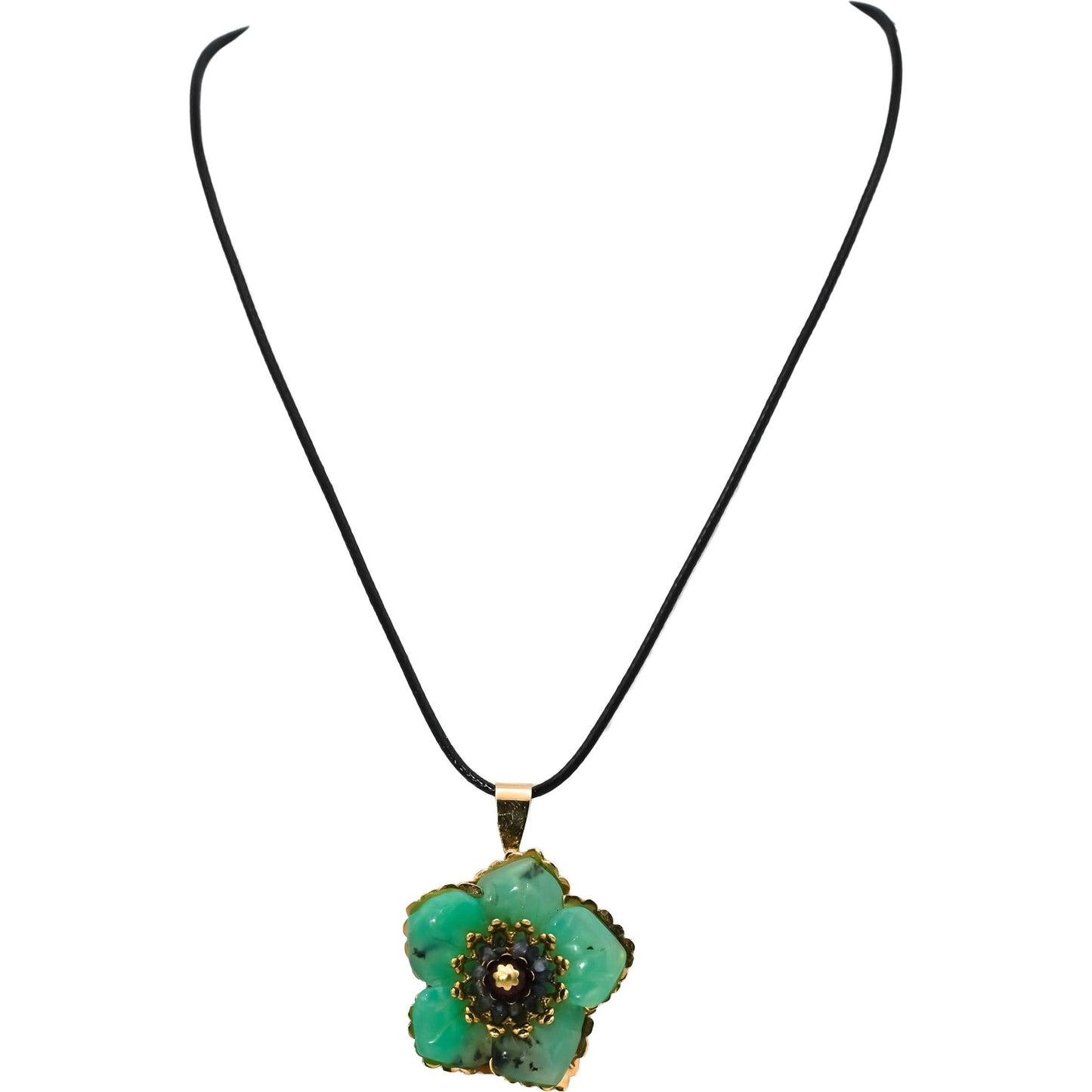 14k Yellow Gold Jadeite and Sapphire Flower Pendant Necklace
