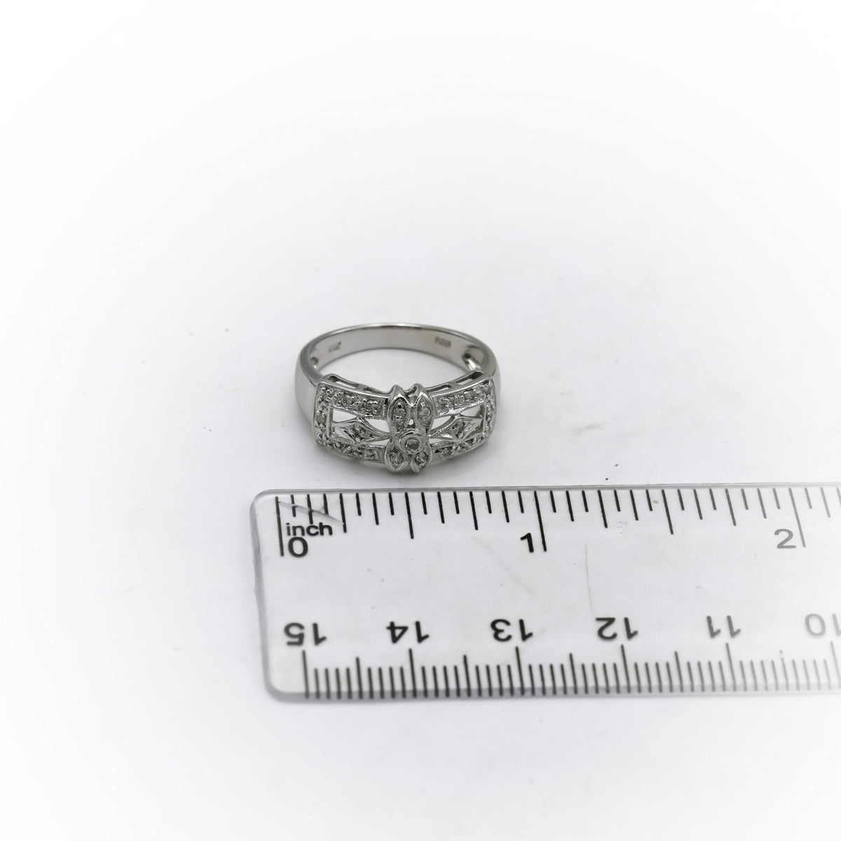 14k White Gold Round Diamond Milgrain Ring 0.25CT Size 6.25