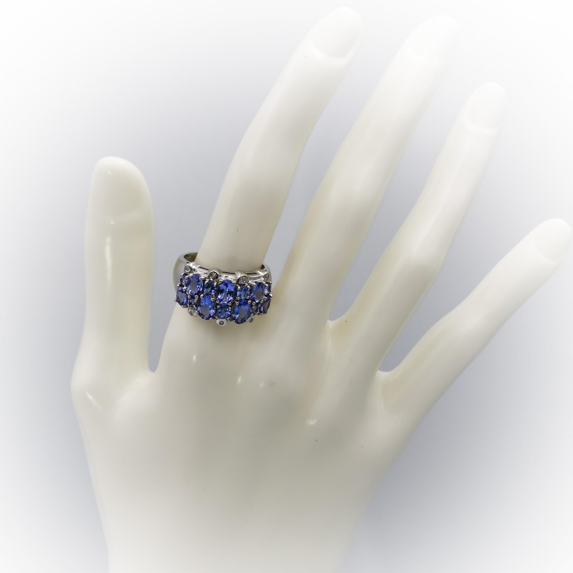 14k White Gold Oval and Round Tanzanite Ring 3.0CT Size 8 w/ Diamond Accents