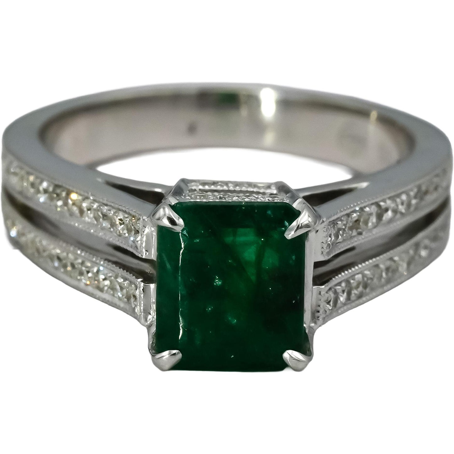 18k White Gold Diamond and Emerald Cocktail Ring 1.79CT Size 6.75