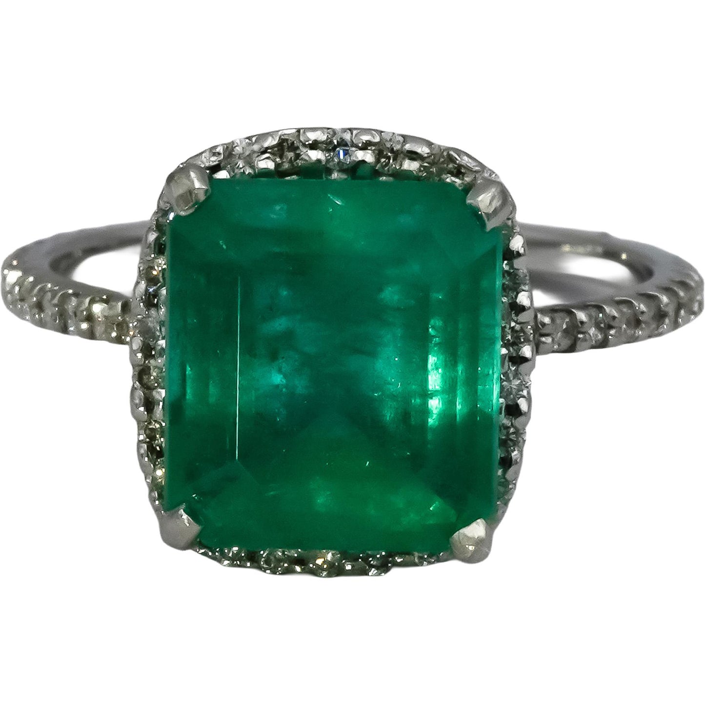14k White Gold Diamond and Emerald Cocktail Ring 1.20CT Size 6