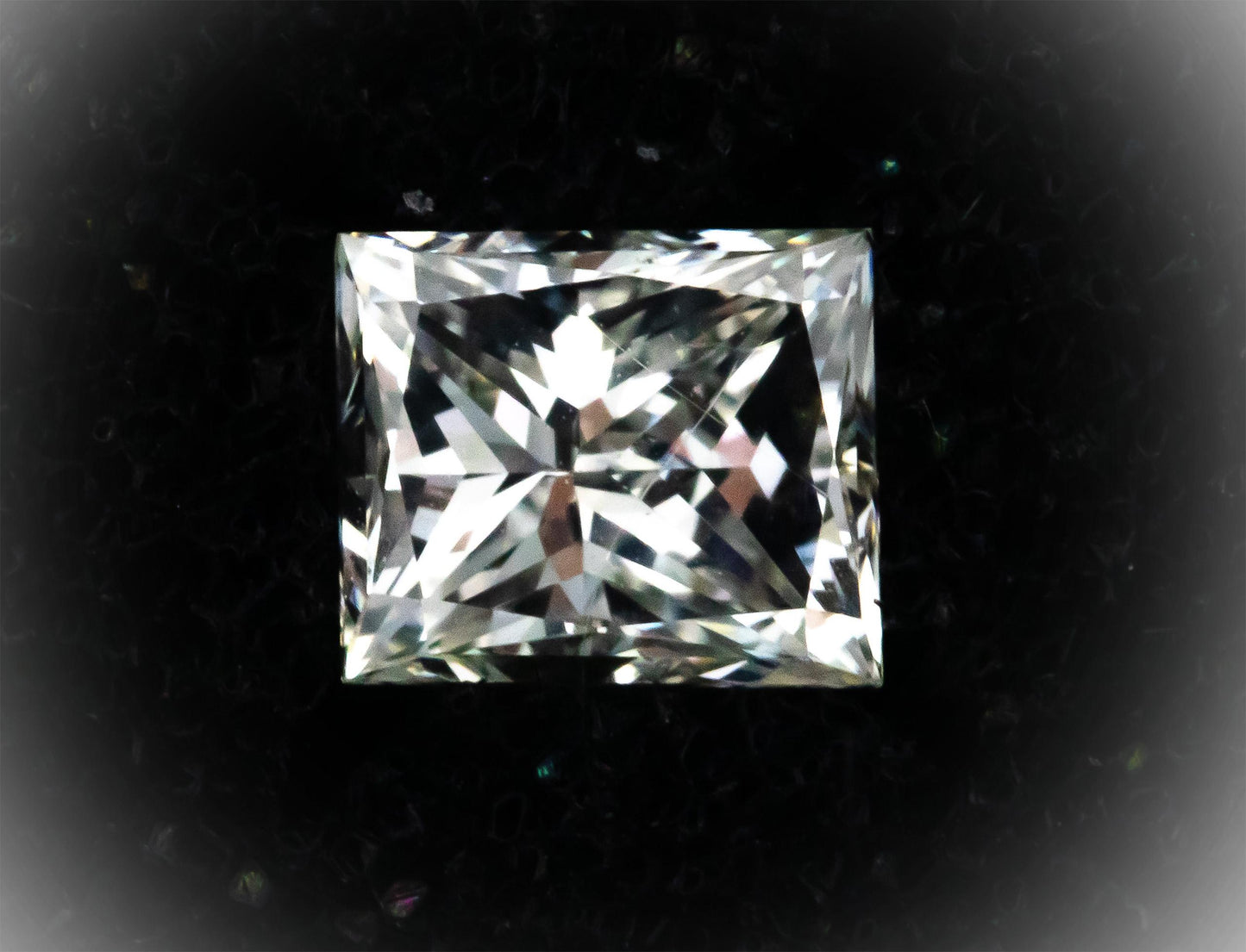 GIA Certified SI1/J Princess Cut Loose Diamond w/ Report 1.01CT