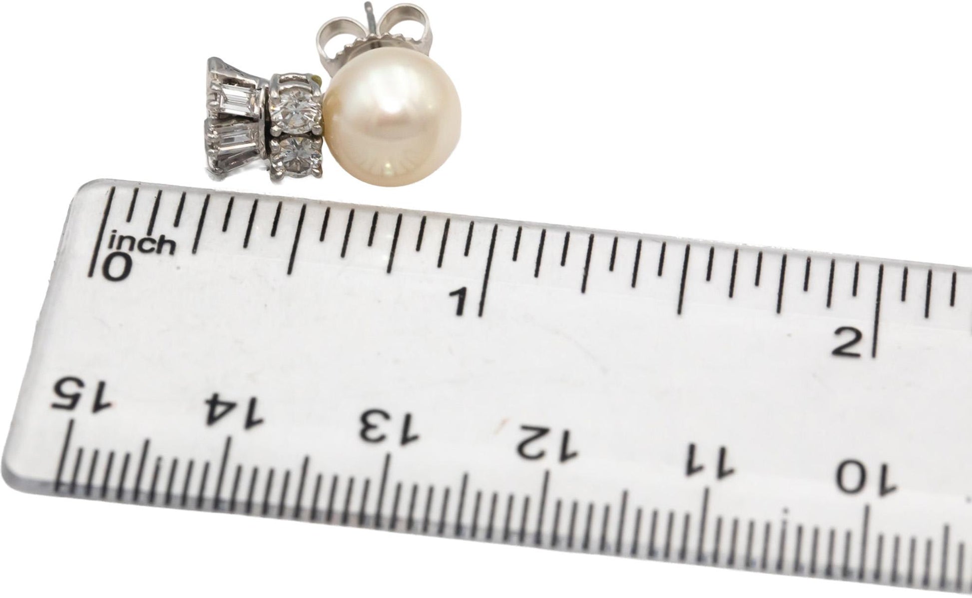 14k White Gold VS Round & Baguette Diamond 9.5mm Pearl Stud Earrings 1.0CT