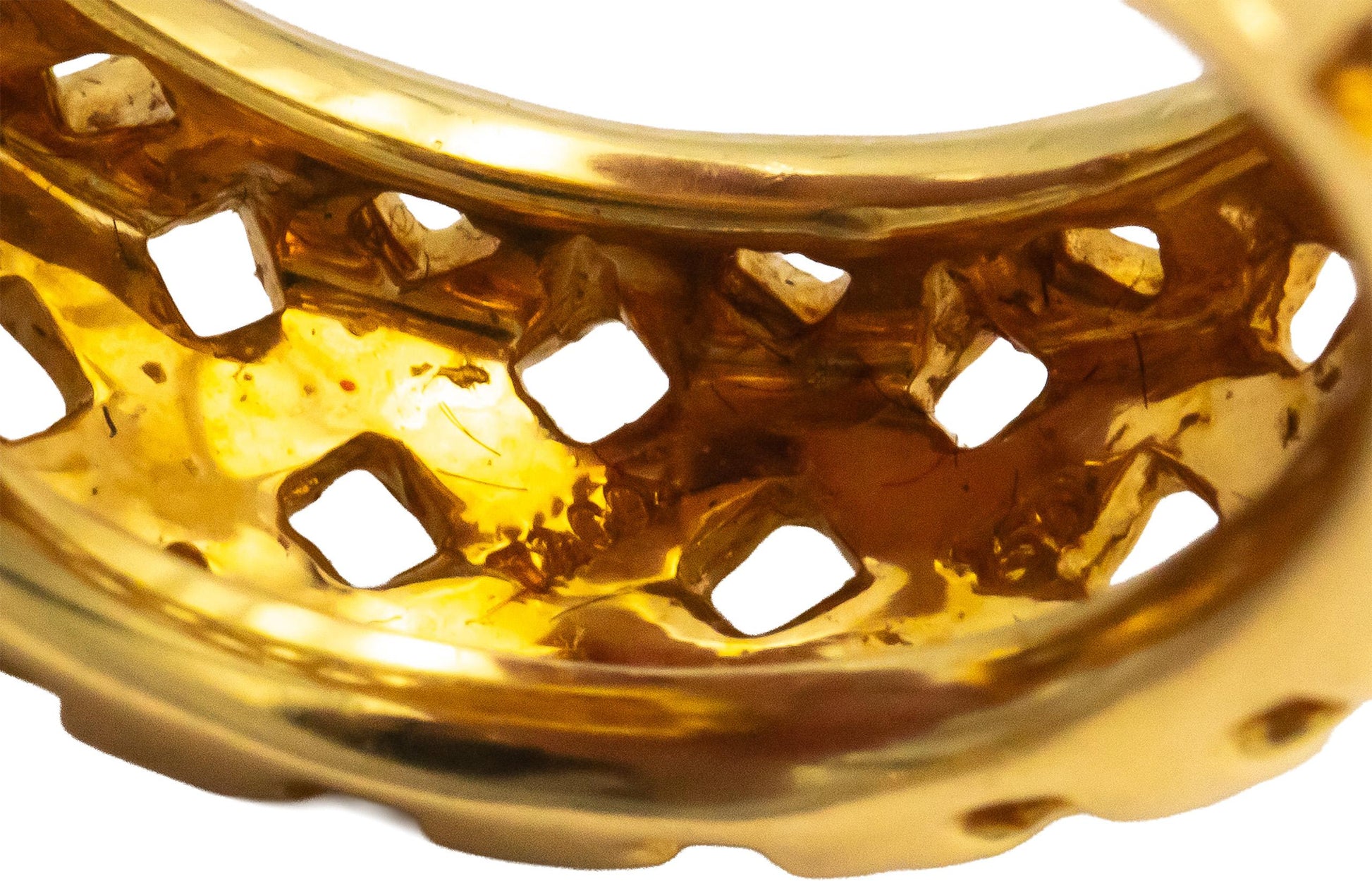 TIFFANY & CO. Vintage 18k Yellow Gold Vannerie Basket Weave Hoop Earrings w/ Box