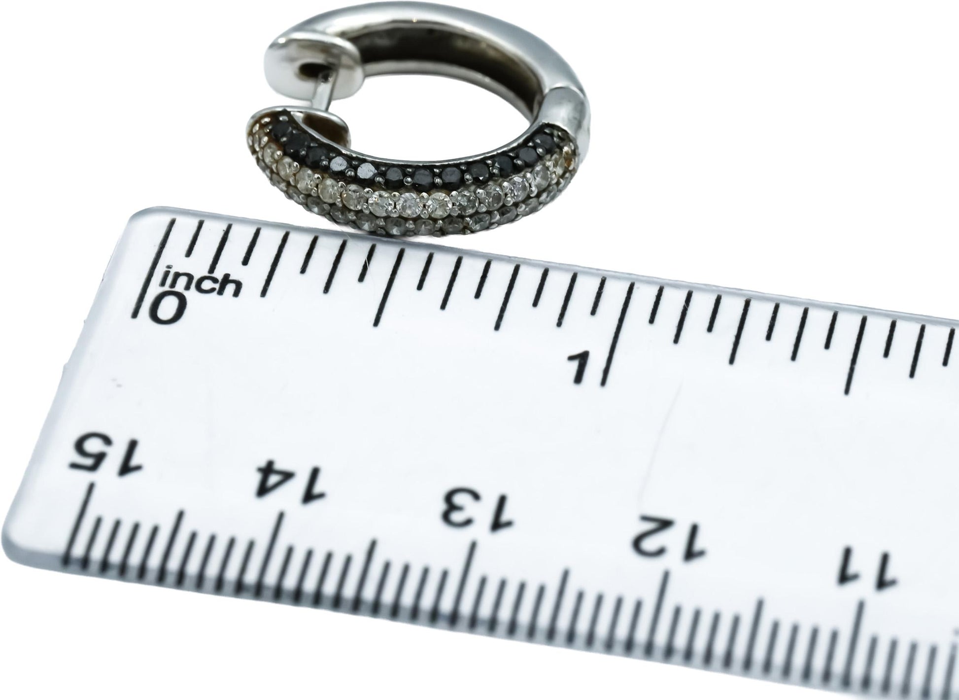 18k White Gold Round White and Black Diamond Hoop Huggie Earrings 1.0CT