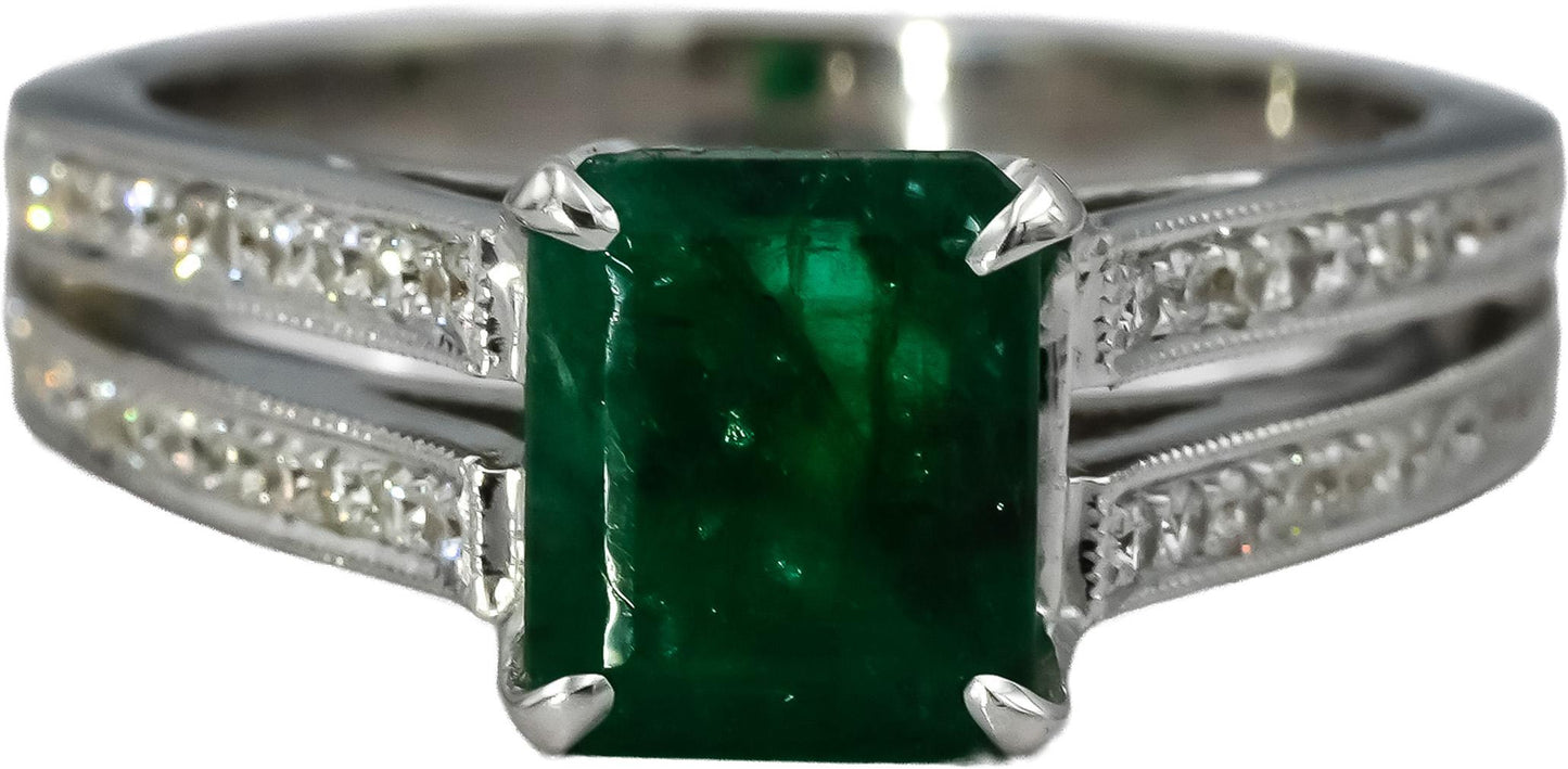 18k White Gold Diamond and Emerald Cocktail Ring 1.79CT Size 6.75