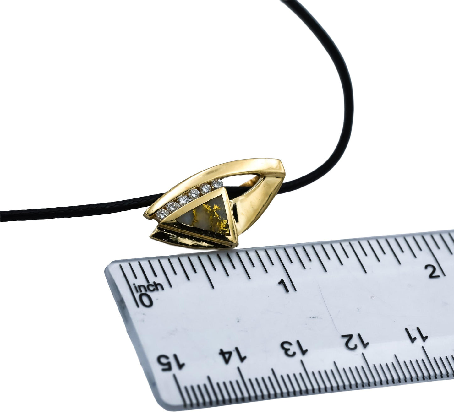 14k Yellow Gold VS Diamond and Opal Pendant Necklace 0.33CT