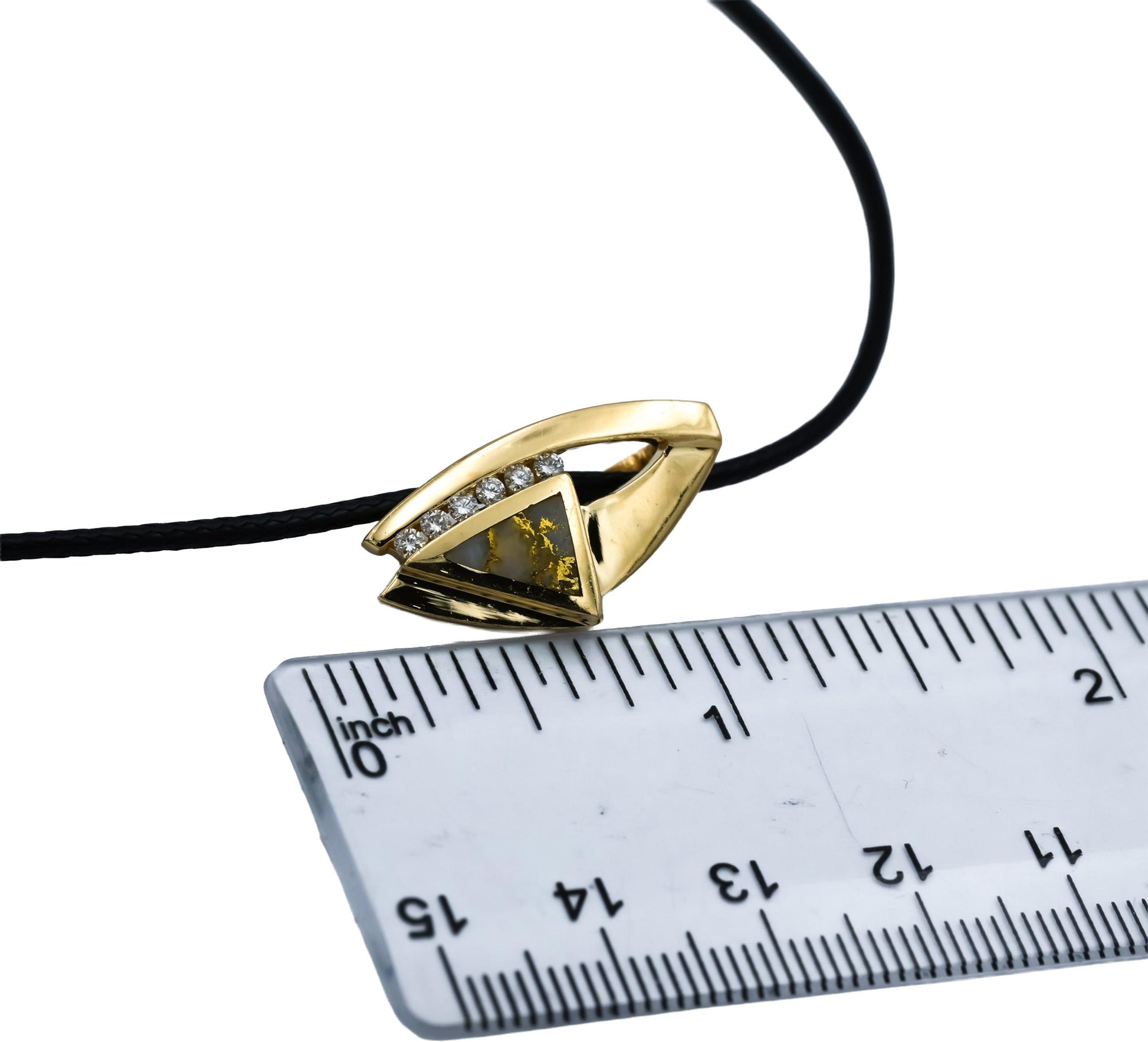 14k Yellow Gold VS Diamond and Opal Pendant Necklace 0.33CT