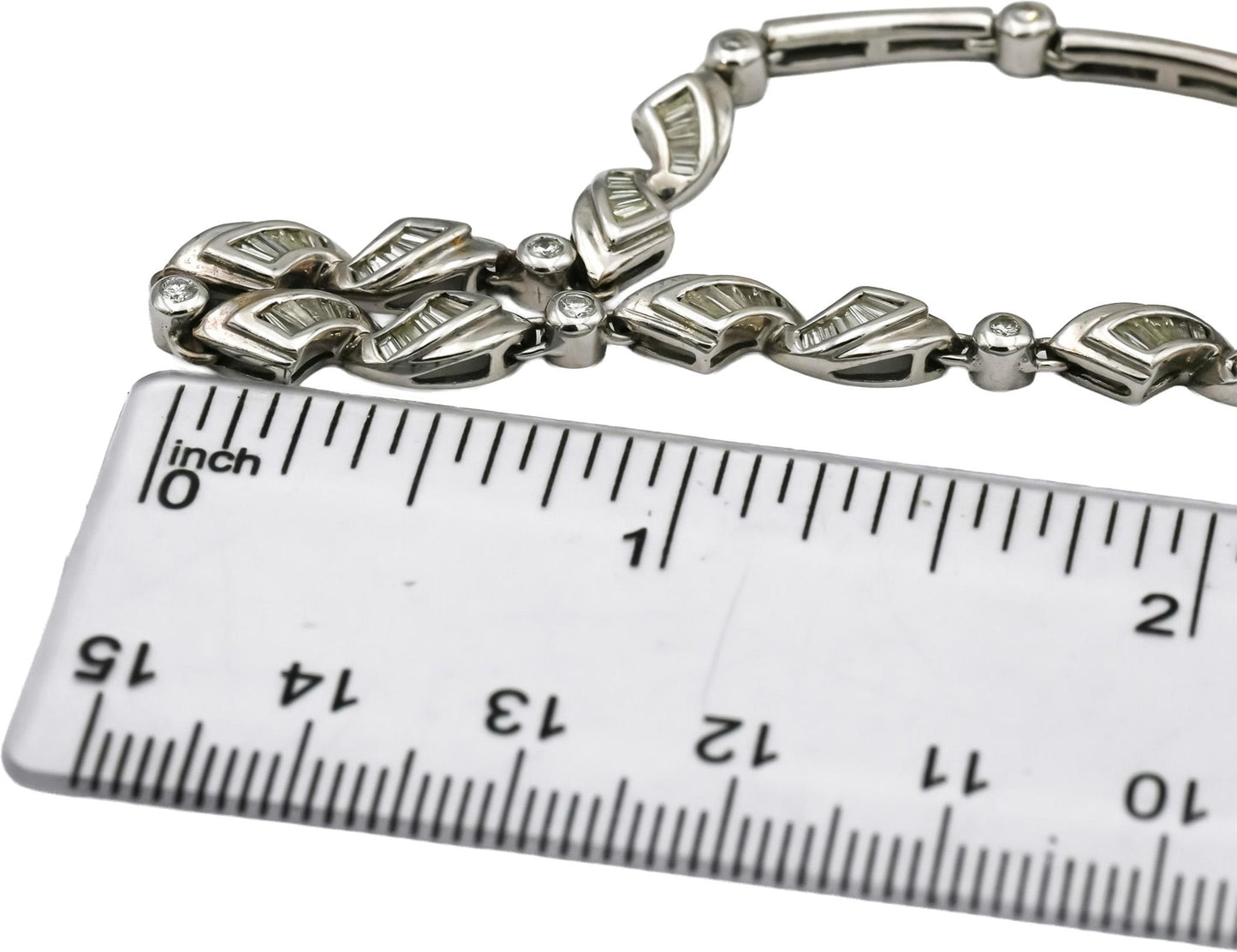 18k White Gold Round and Baguette Cut Diamond Fancy Link Necklace 1.50CT