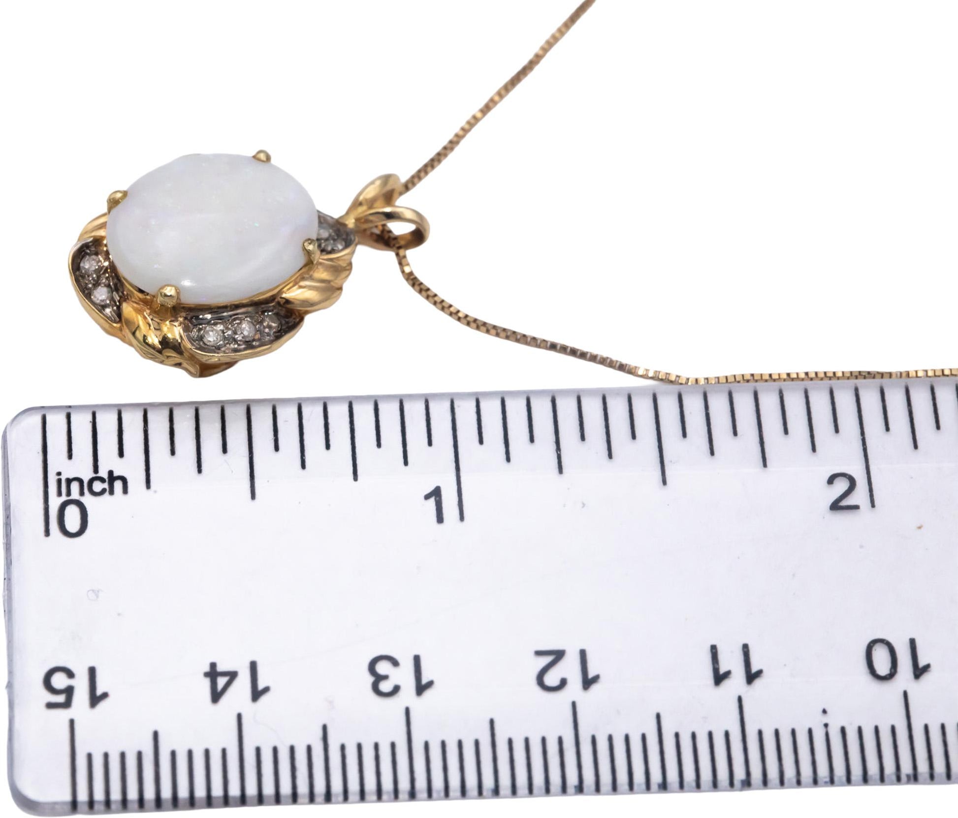 14k Yellow Gold 2.50CT Oval Cabochon Opal Pendant Necklace w/ Diamond Accents