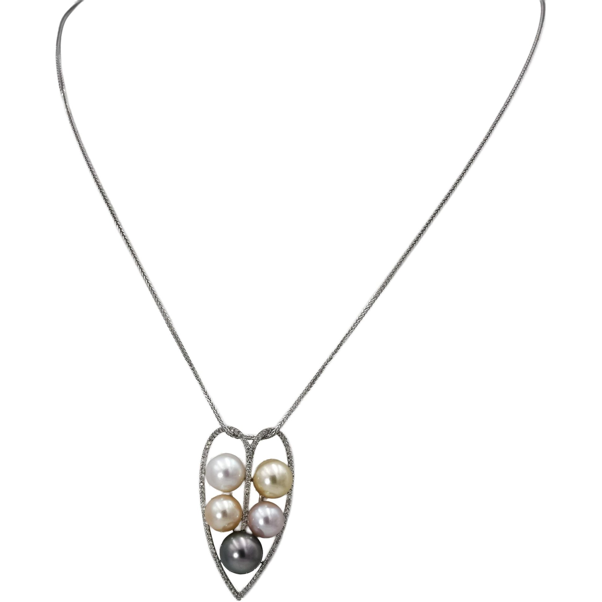 18k White Gold VS Round Diamond and 8-9.5mm Pearl Pendant Necklace 0.52CT
