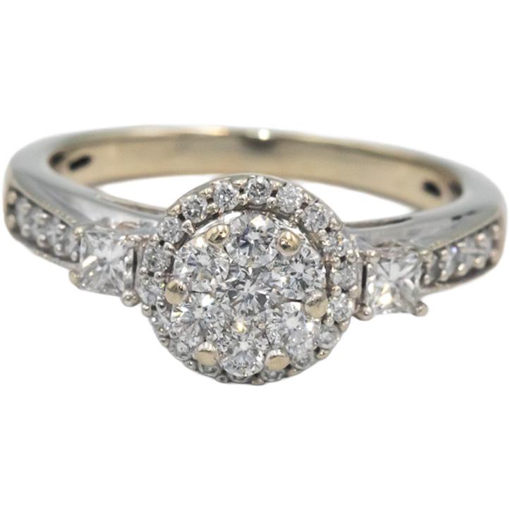 10k White Gold Princess & Round VS Diamond Cluster Ring 0.70CT Size 7.5
