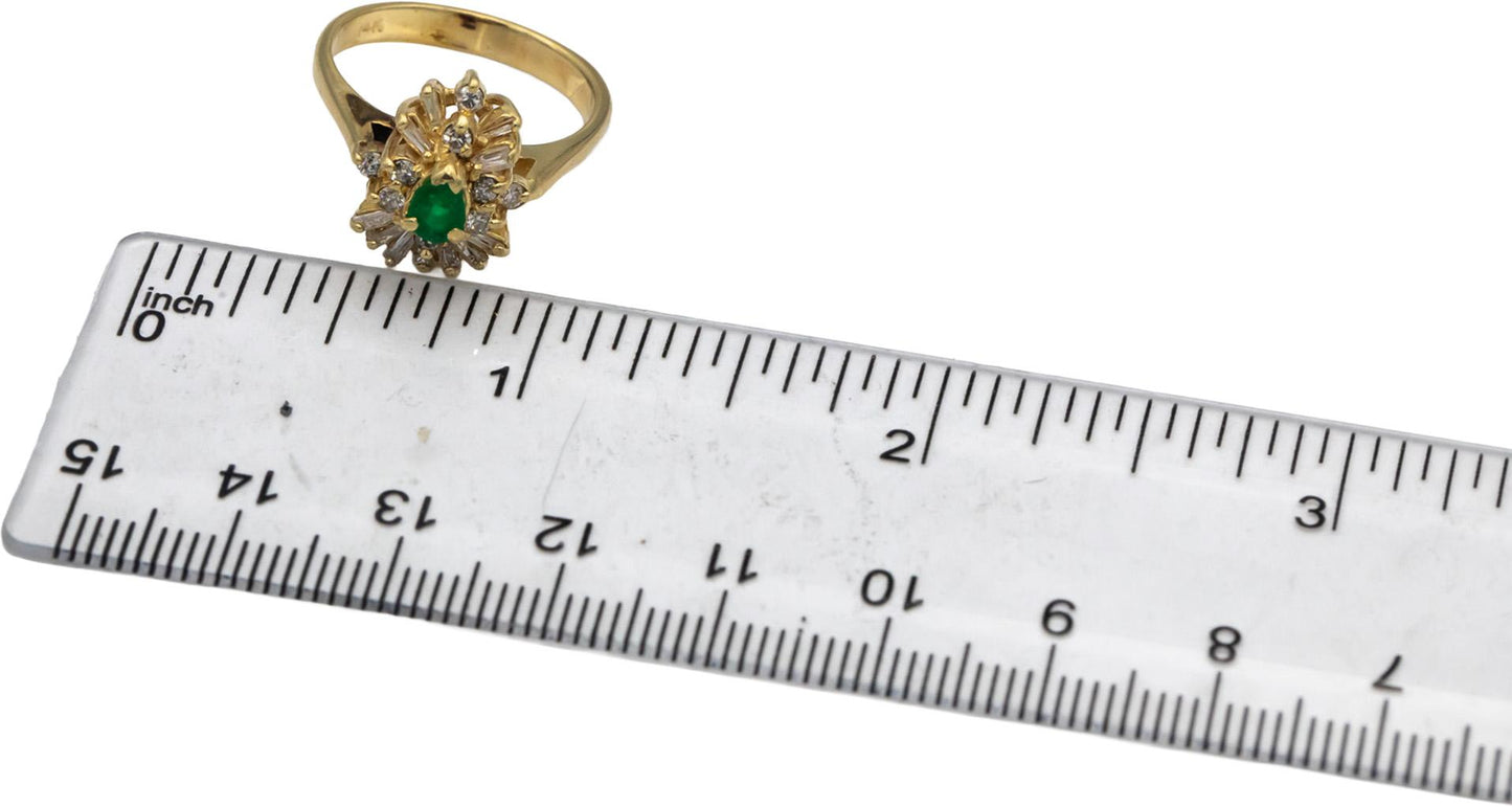 14k Yellow Gold Diamond and Emerald Cluster Cocktail Ring 0.70CTW Size 6.75