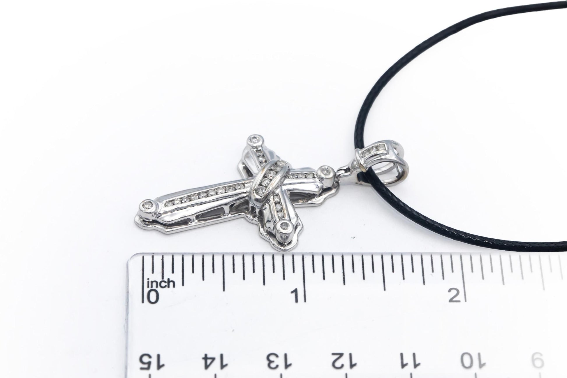 14k White Gold 0.33CT Round Cut Diamond Channel Bezel Set Cross Pendant Necklace