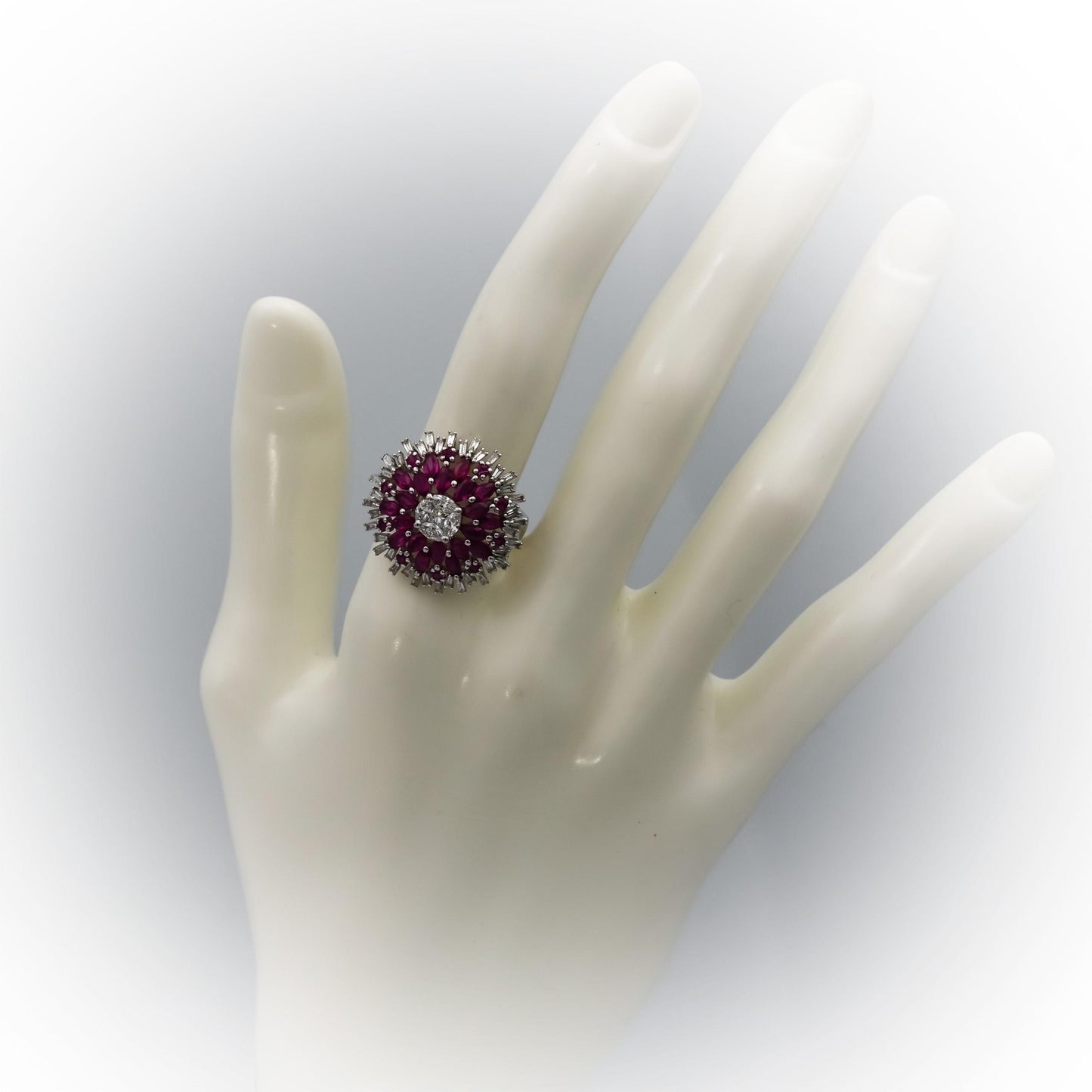 18k White Gold Diamond and Ruby Cocktail Ring 2.85CT Size 7