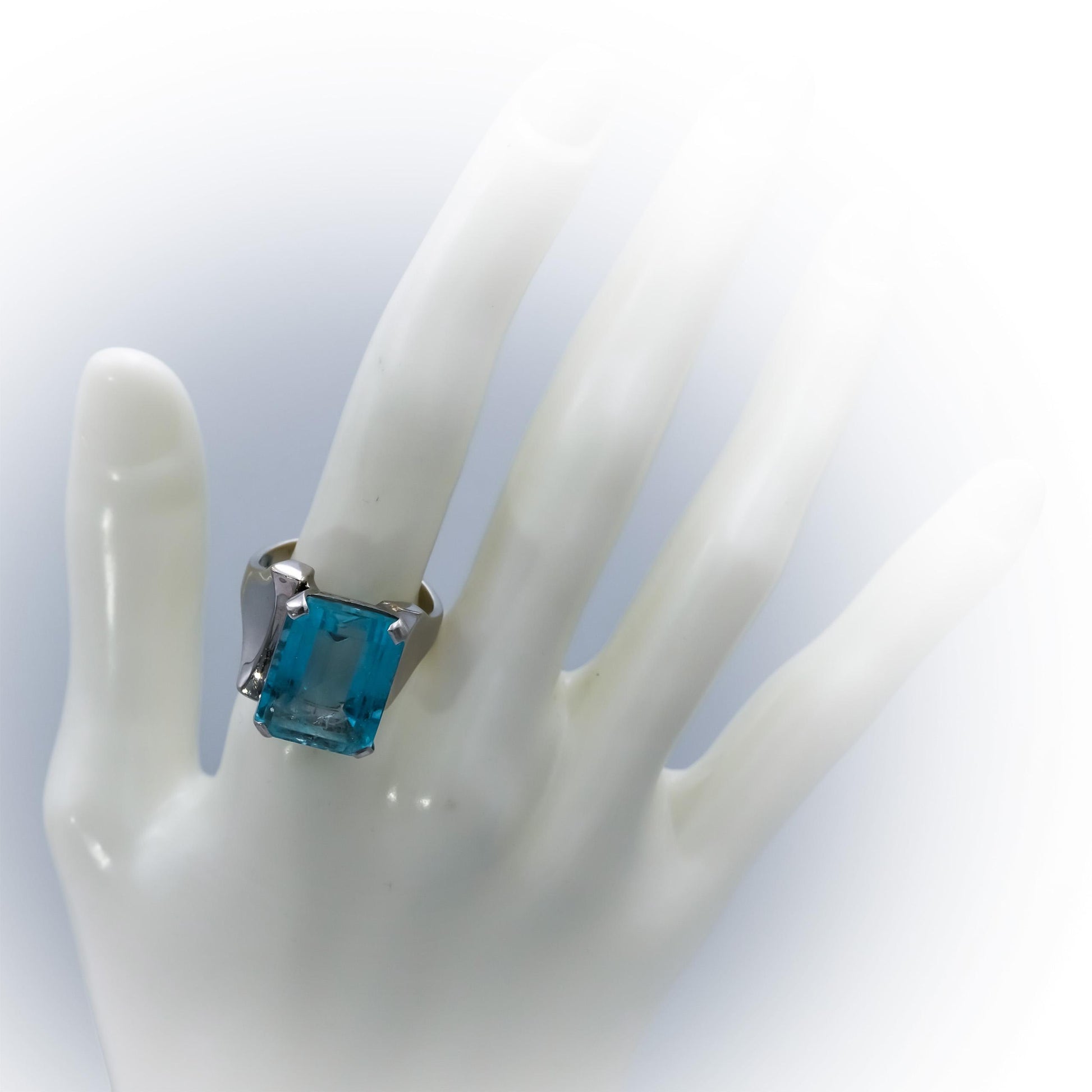 Retro Antique 14k White Gold Aquamarine Solitaire Ring 16.50CT Size 9.75