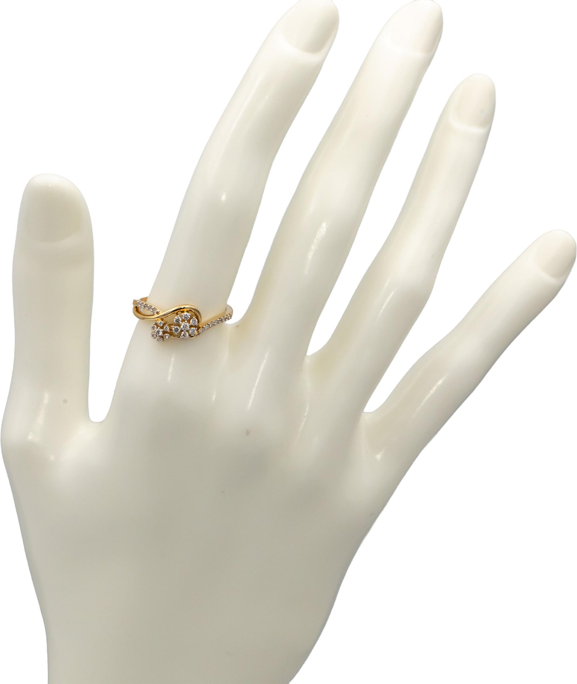 18k Yellow Gold VS Round Diamond Swirl Flower Ring 0.19CT Size 6.5