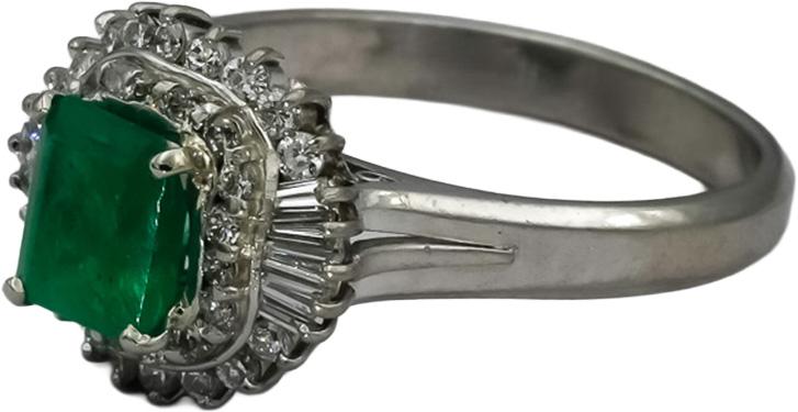 Platinum VS Diamond and Emerald Cocktail Ring 1.74CT Size 8