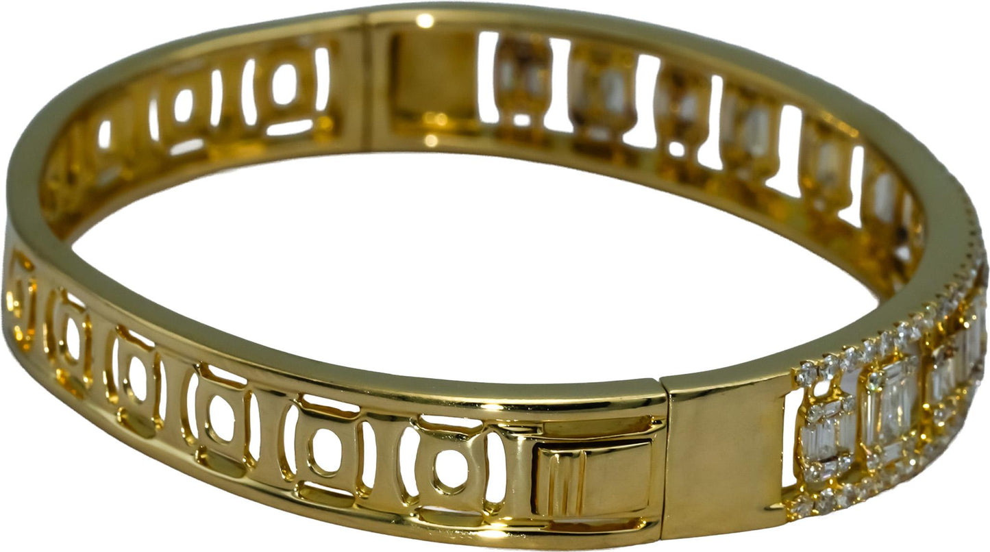 ODELIA 18k Yellow Gold Baguette and Round Diamond Bangle Bracelet 3.0CT