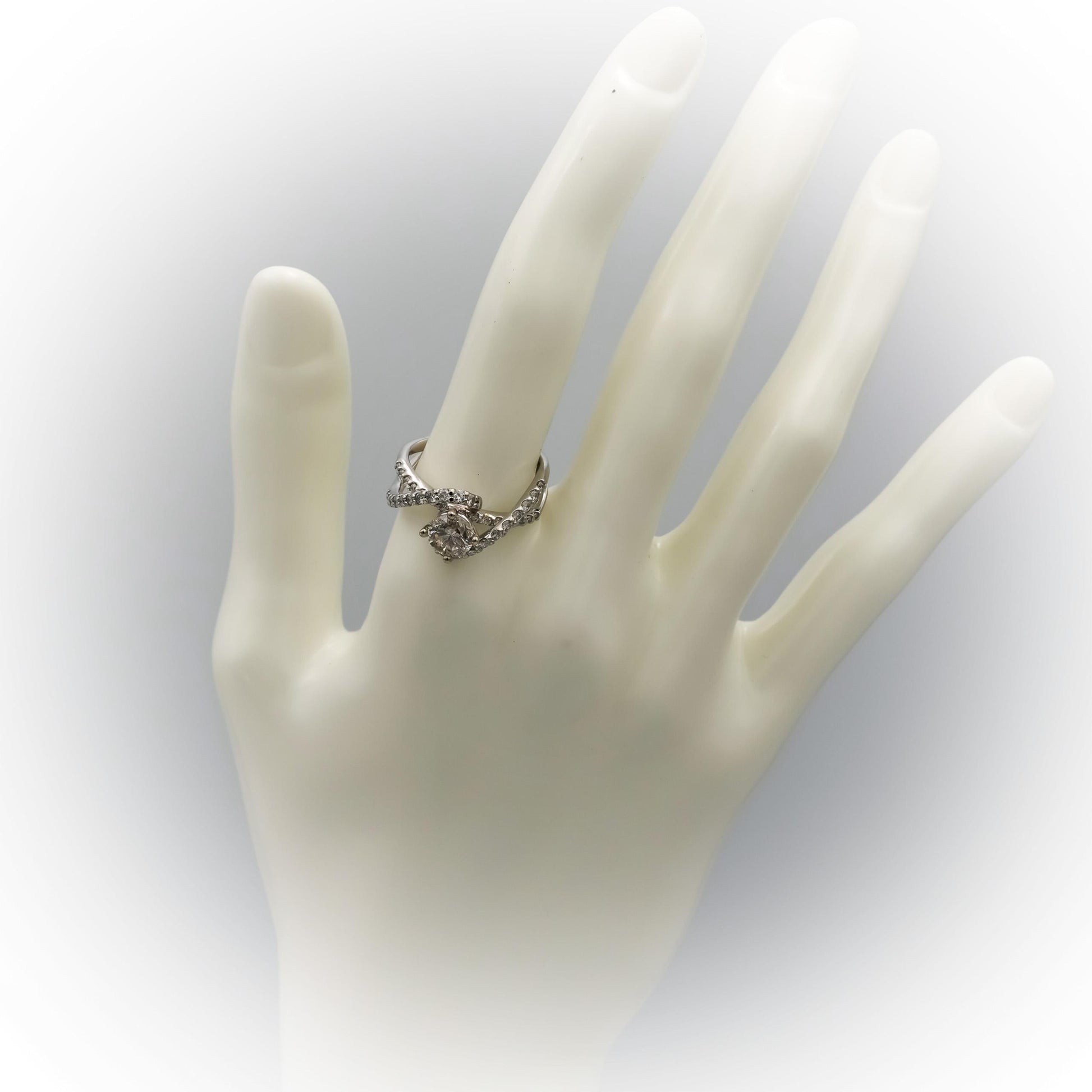 14k White Gold Round Diamond Engagement Ring 1.61CT w/ 1.11CT Center Size 7
