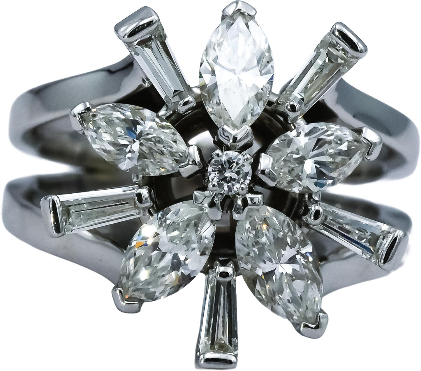18k White Gold VS Diamond Flower Ring 1.80 - 2.0CT Size 7.75