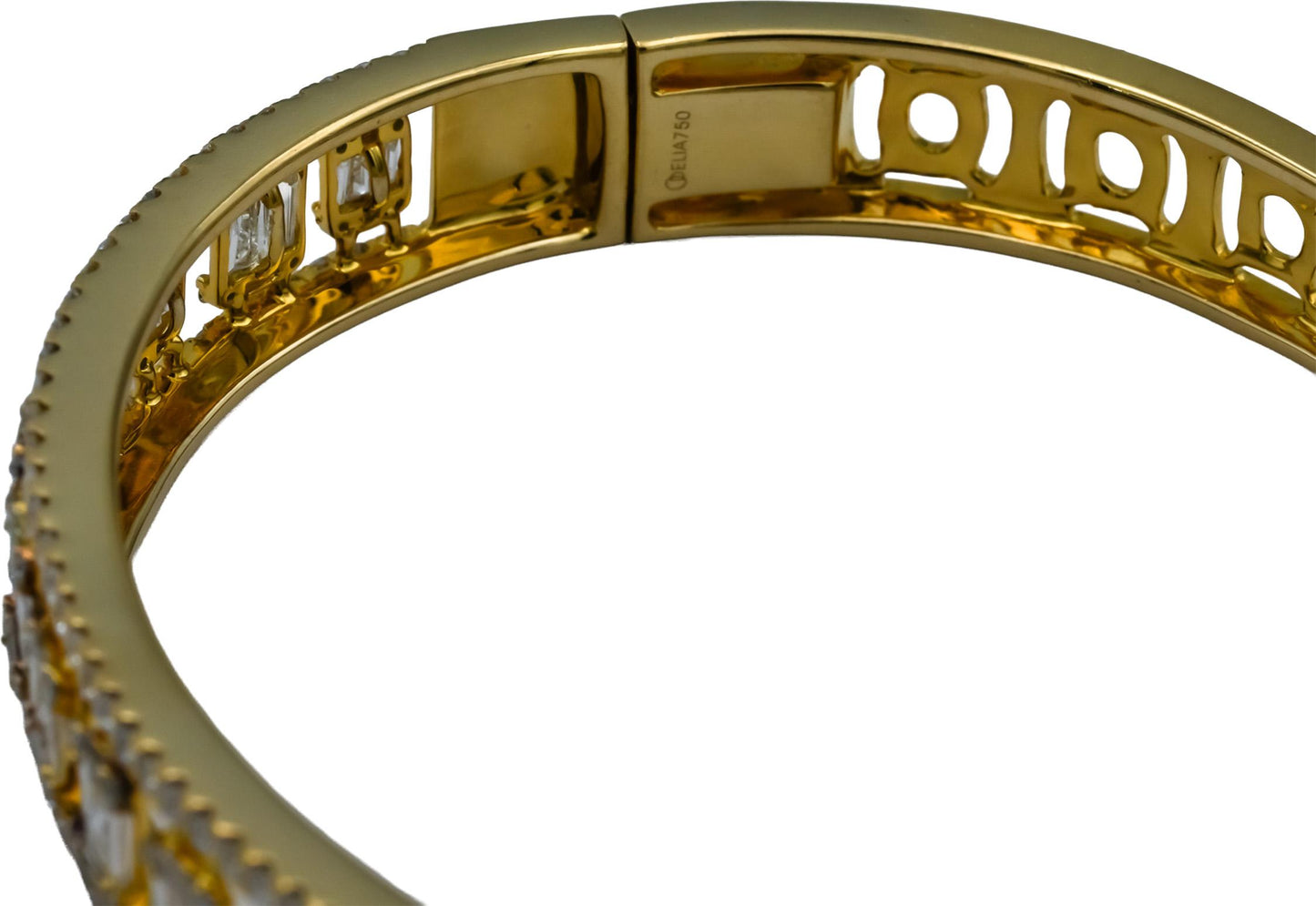 ODELIA 18k Yellow Gold Baguette and Round Diamond Bangle Bracelet 3.0CT