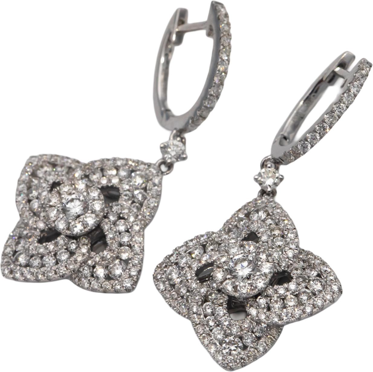 18k White Gold VS Round Diamond Cluster Drop Dangle Earrings 2.50CTW