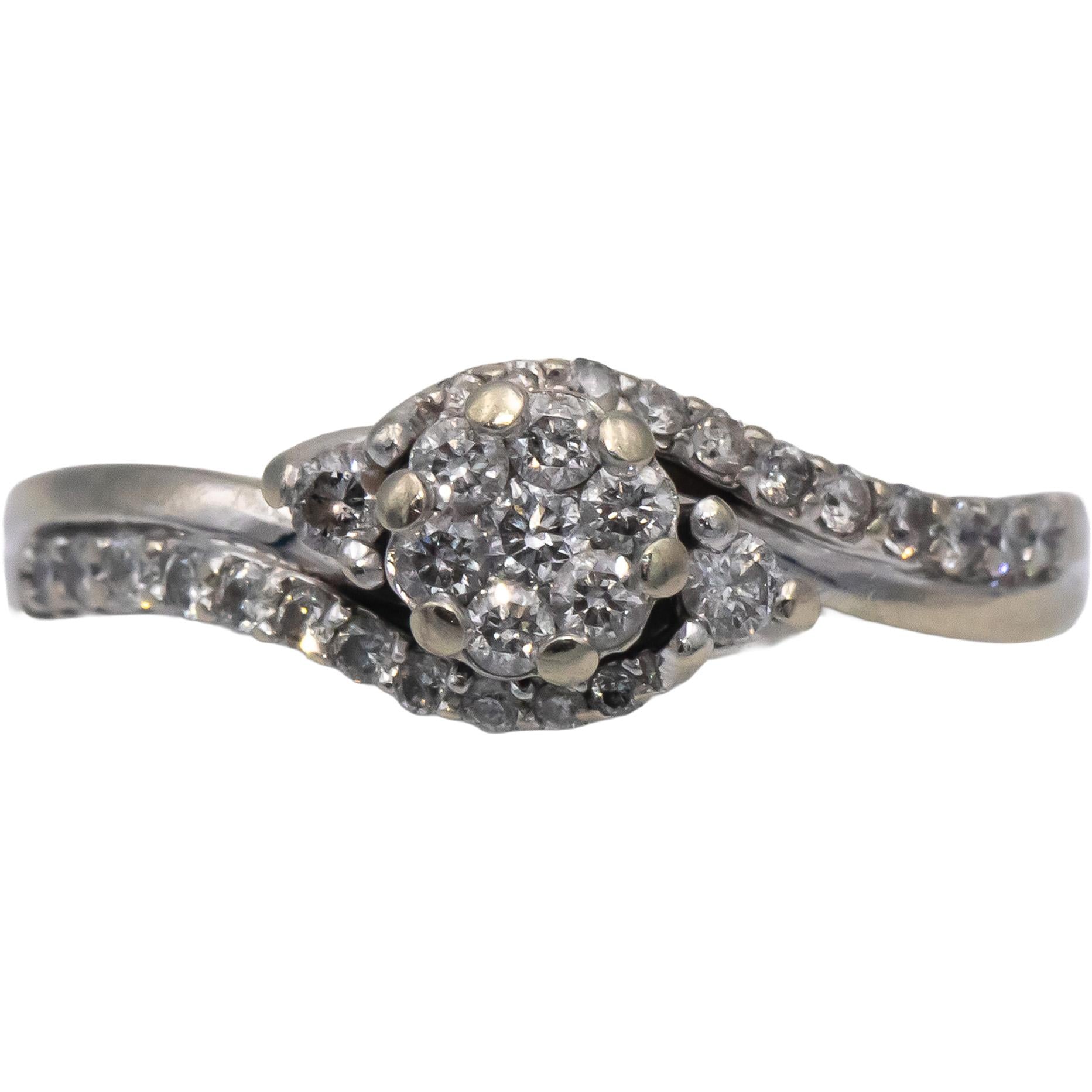 10k White Gold Round Diamond Cluster Band Ring 0.50CT Size 7.25
