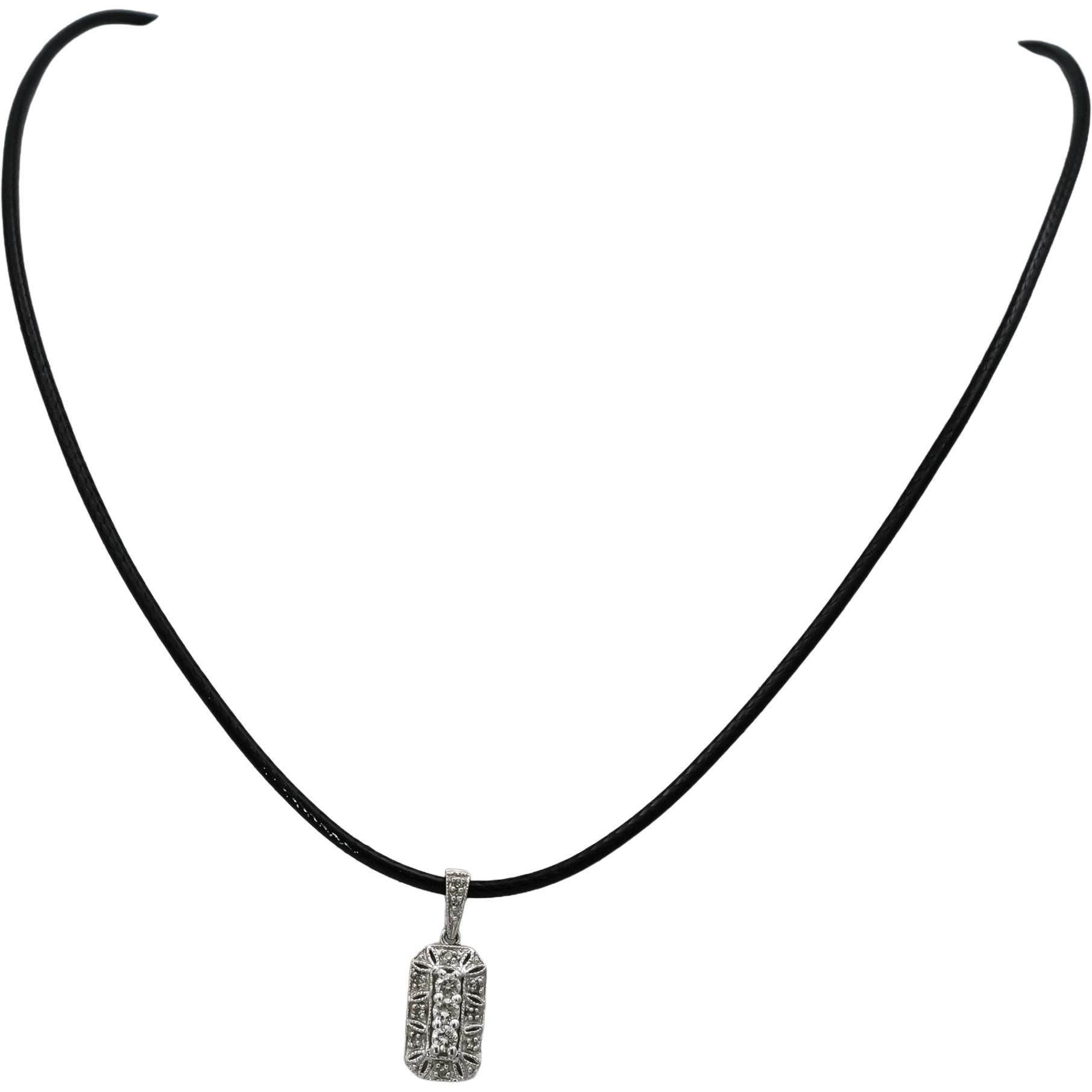10k White Gold Round Diamond Pendant Necklace 0.25CT